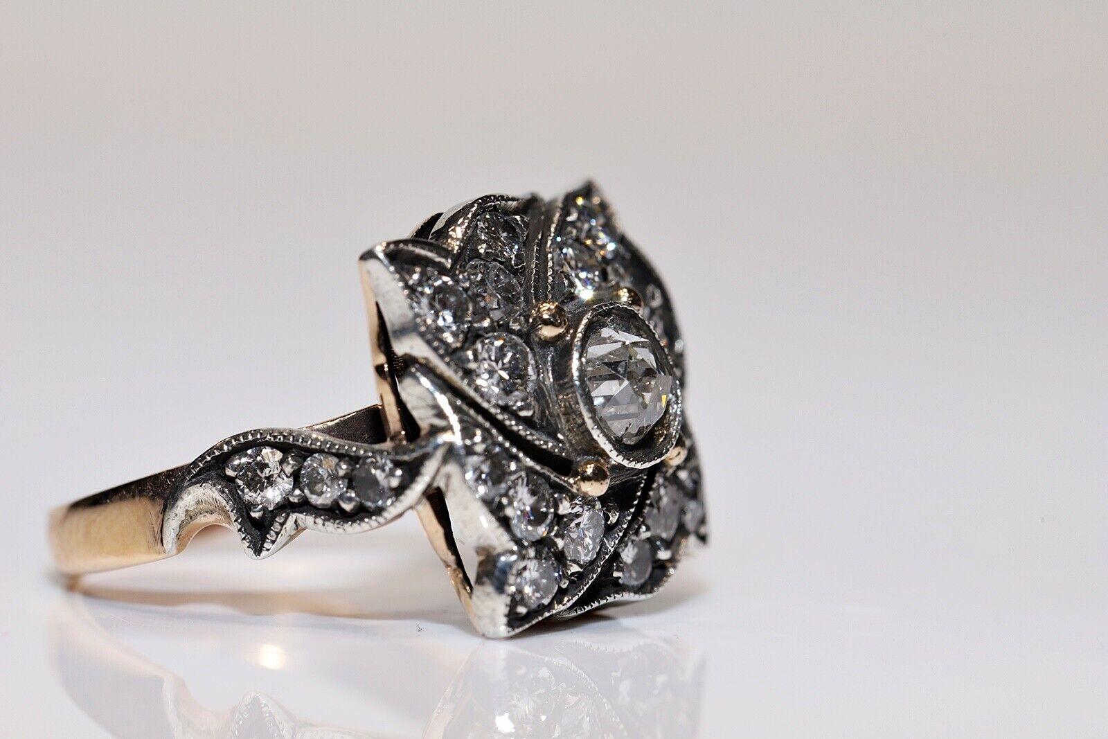 Neuer handgefertigter 14k Gold Top Silber Natürlicher Diamant Dekorierter Cocktail-Ring (Moderne) im Angebot