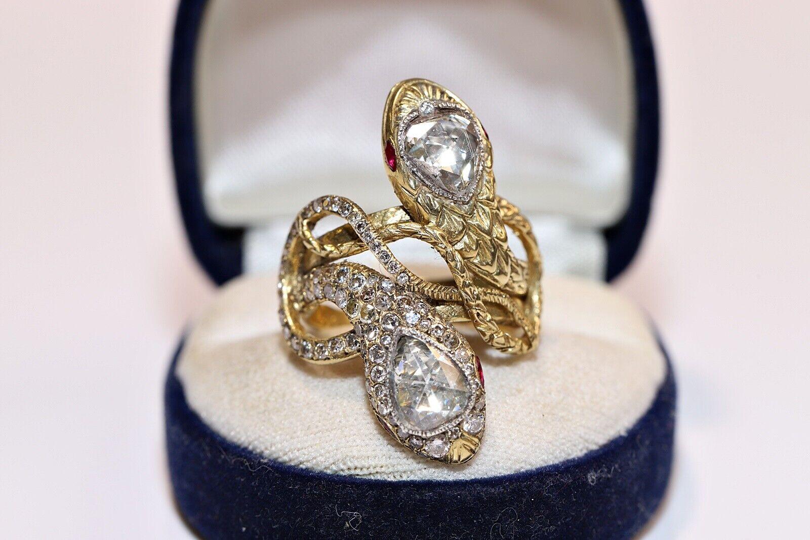 New Handmade 18k Gold Natural Diamond And Ruby Decorated Big Strong Snake Ring im Angebot 4