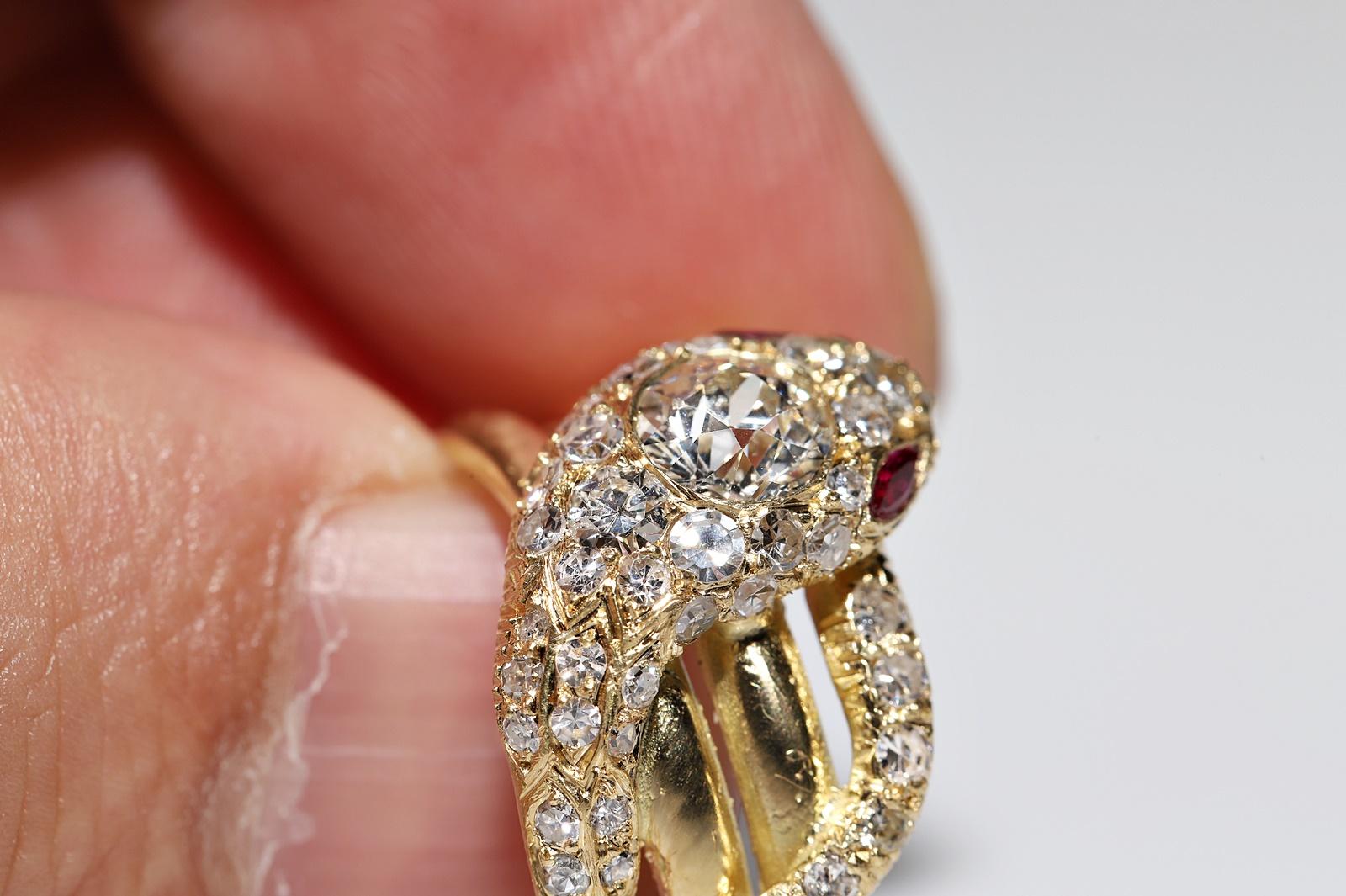 New Handmade 18K Gold Natural Diamond And Ruby Snake Ring  For Sale 1