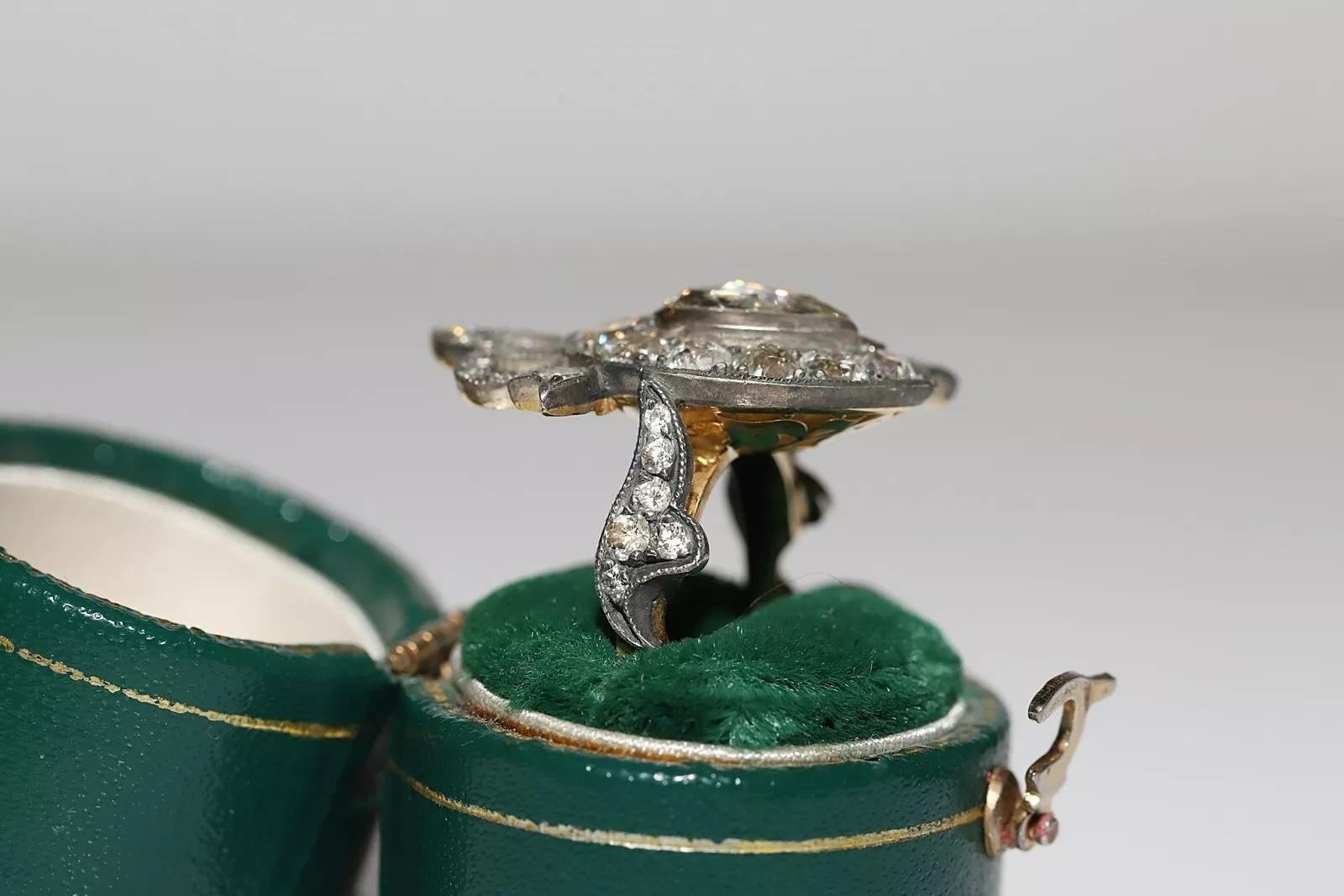 Neue handgefertigte 18k Gold Top Silber natürlichen Diamanten dekoriert Herz Arrow Ring (Moderne) im Angebot