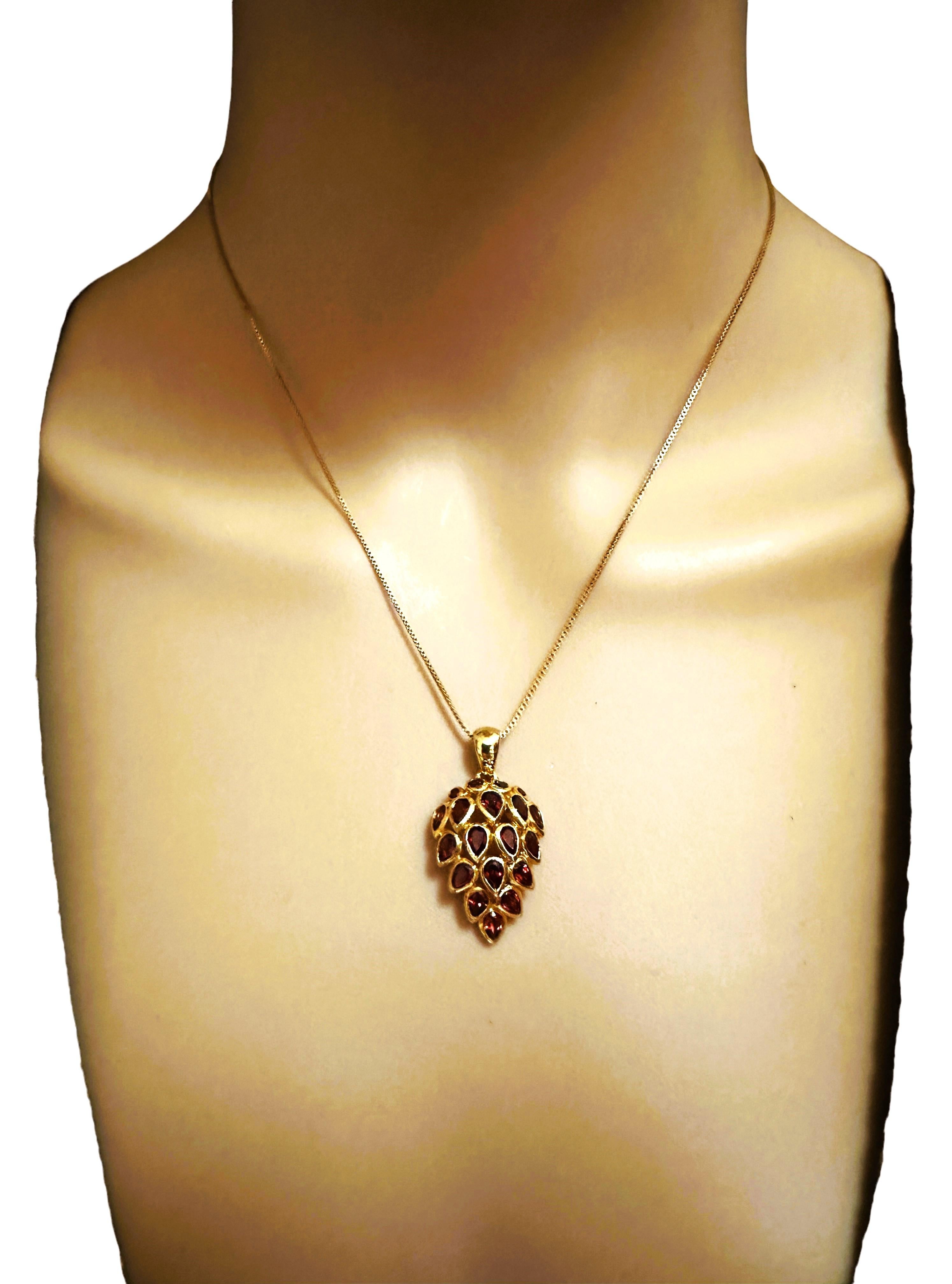 Art Deco New  19 Stone Natural Garnet Pendant Rose Gold Plated Sterling Necklace 17