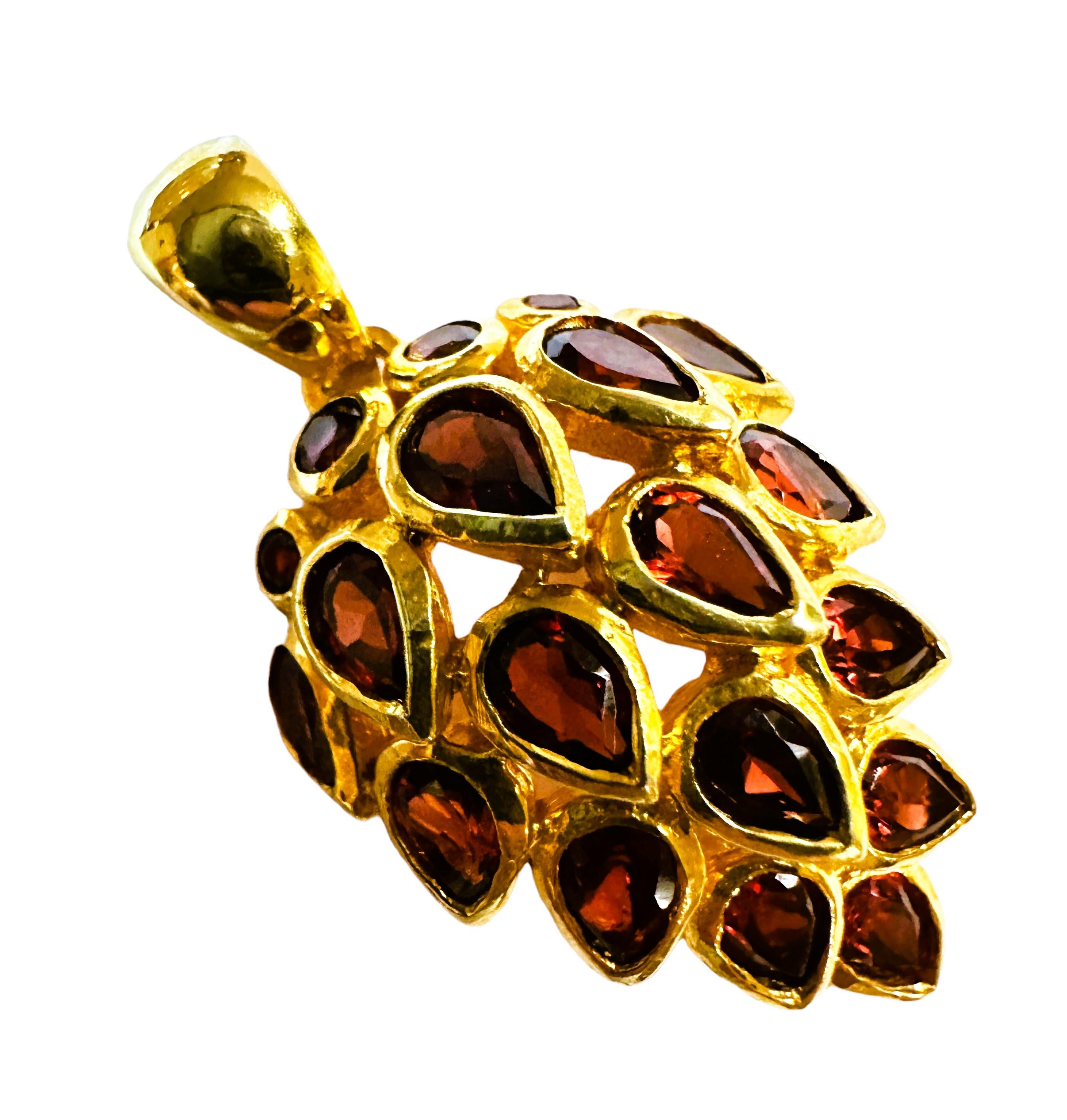 Pear Cut New  19 Stone Natural Garnet Pendant Rose Gold Plated Sterling Necklace 17