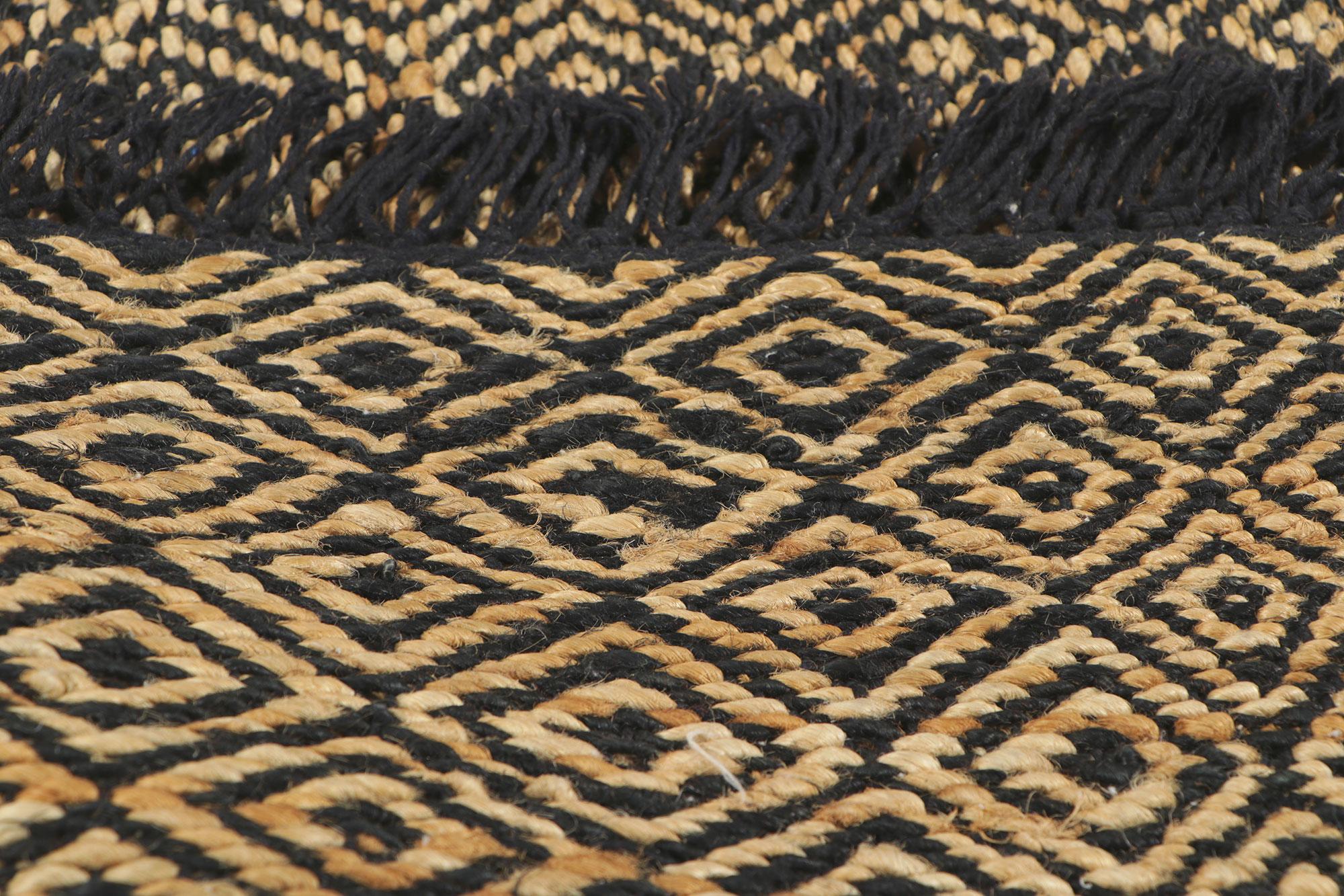 New Handwoven Natural Fiber Jute Rug In New Condition For Sale In Dallas, TX