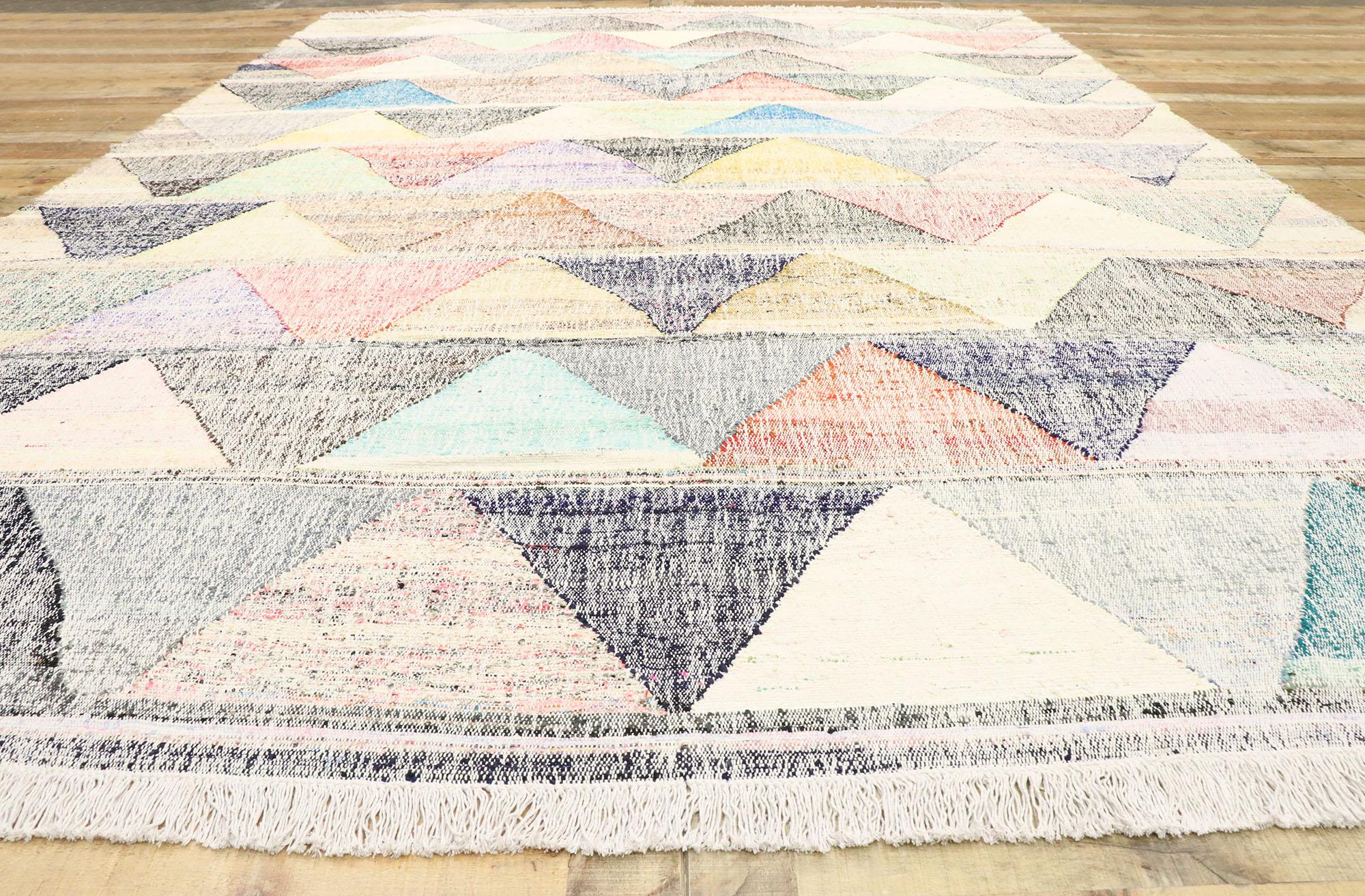 New Handwoven Turkish Kilim Rug with Triangle Pattern 1