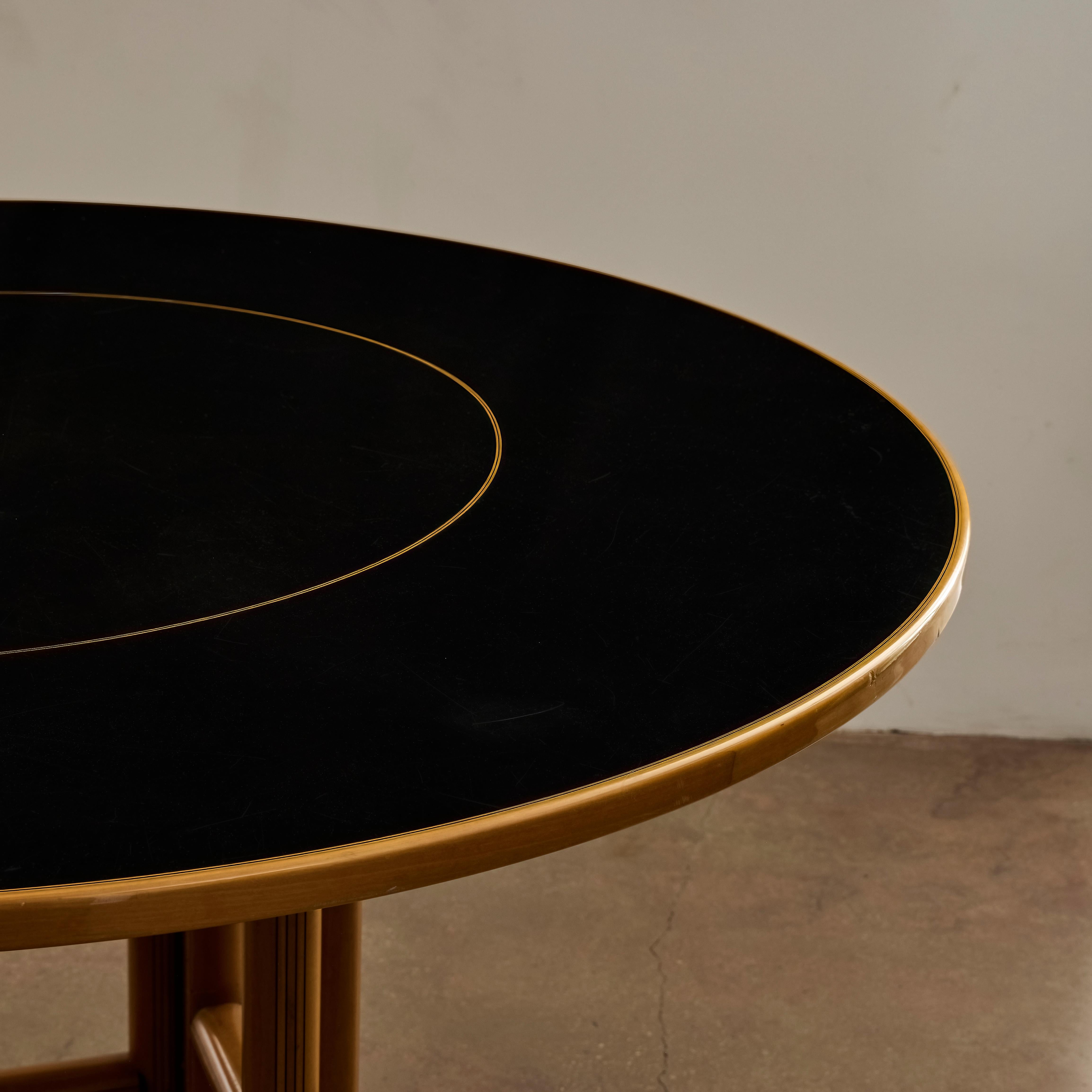 Fer Table 