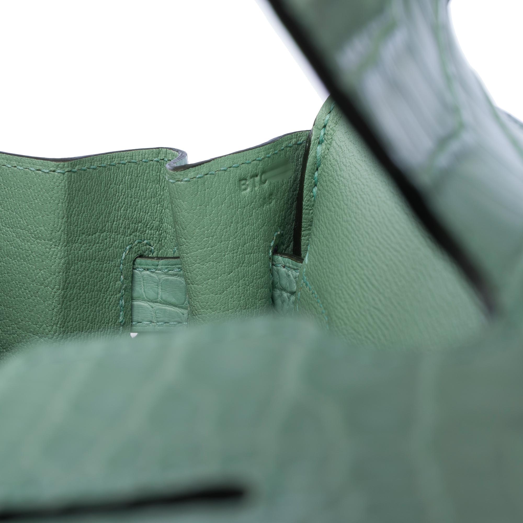Nouveau Sac à main Hermès Birkin 30 en Alligator Vert d'eau Mat, GHW Pour femmes en vente