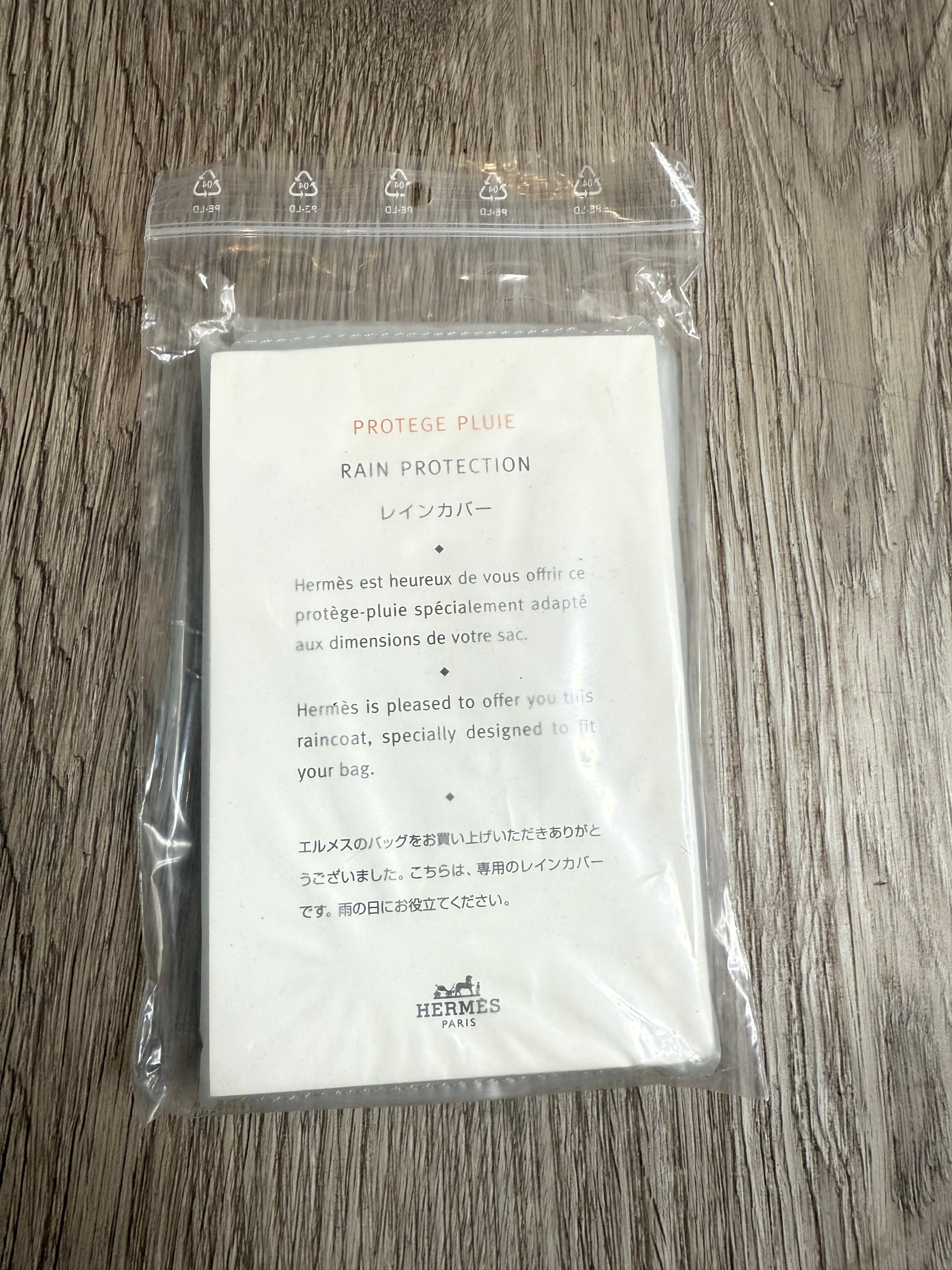 New Hermes Birkin 35 / 40 Number 5 Rain Cover Jacket Protector In New Condition For Sale In San Diego, CA