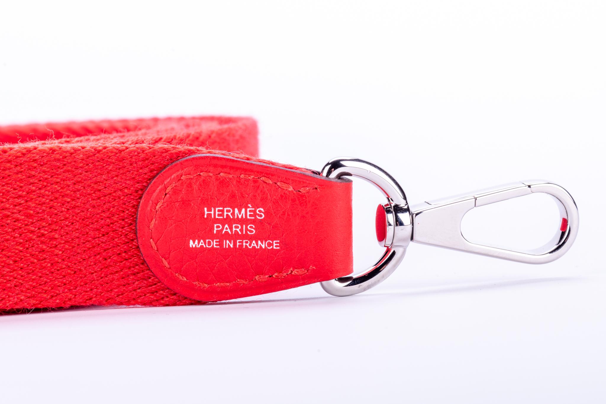 Nouveauté Rouge de Coeur d'Hermès  Mini Evelyne dans sa boîte Pour femmes en vente