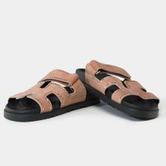 New Hermès Chypre flache Sandalen in Rose Perle Ziegenleder Velours , Größe 5,5