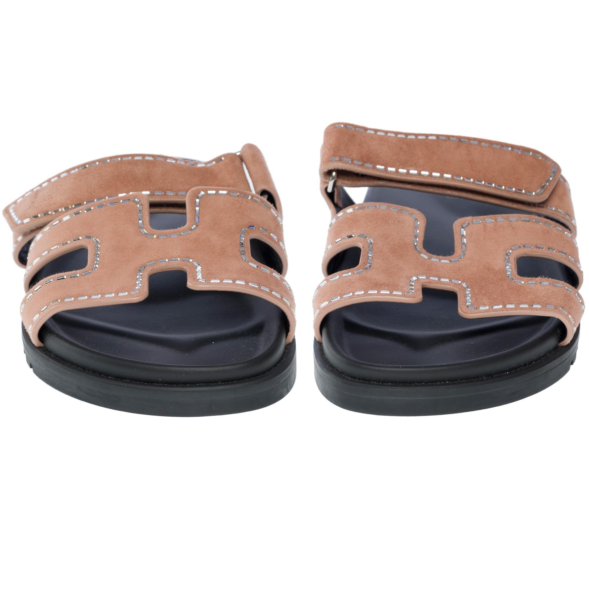 New Hermès Chypre flat sandals in Rose Perle Goat skin velours , Size 5.5 For Sale 4
