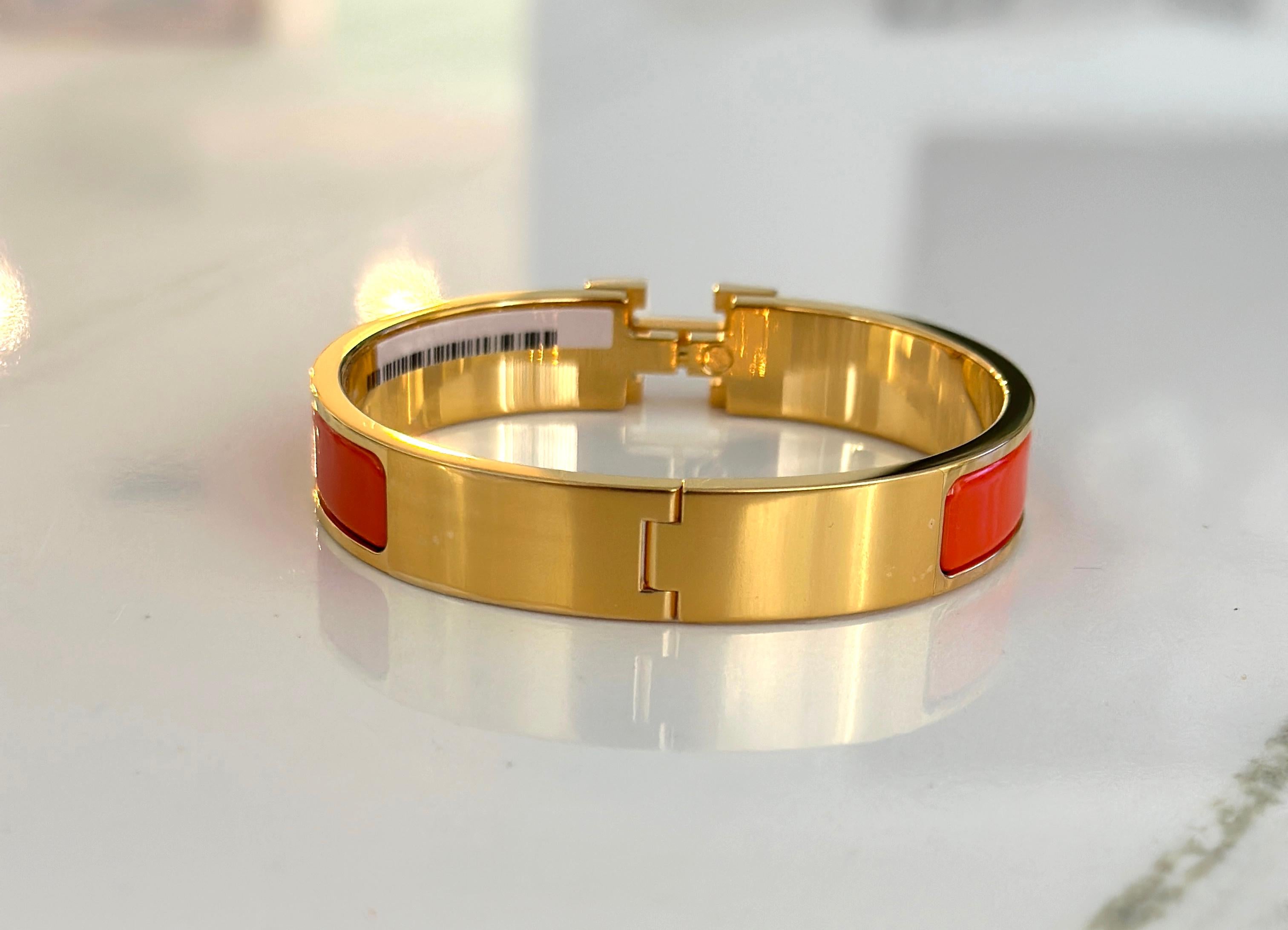 New Hermes Clic Clac H Bracelet Orange GM Yellow Gold Hardware GM Neuf à West Chester, PA