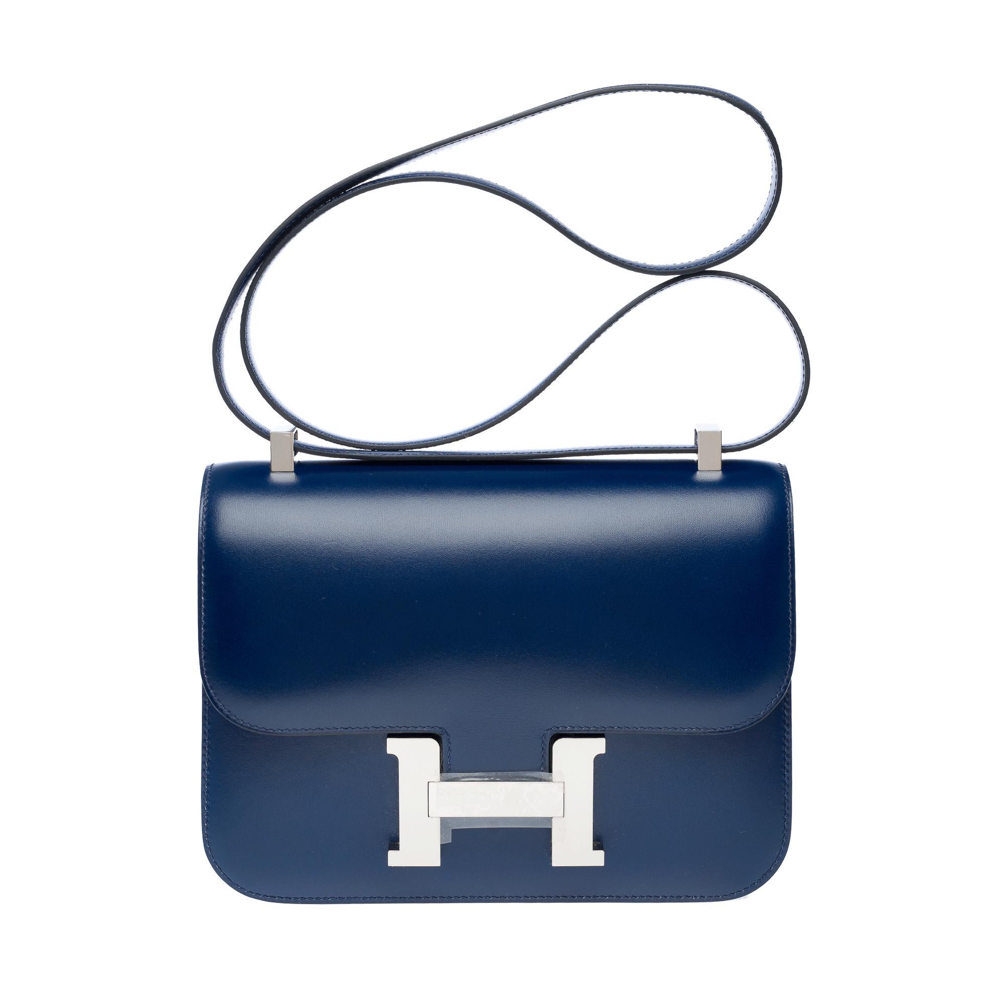 Blue New Hermès Constance 23 shoulder bag in sapphire blue box calf leather , PHW For Sale