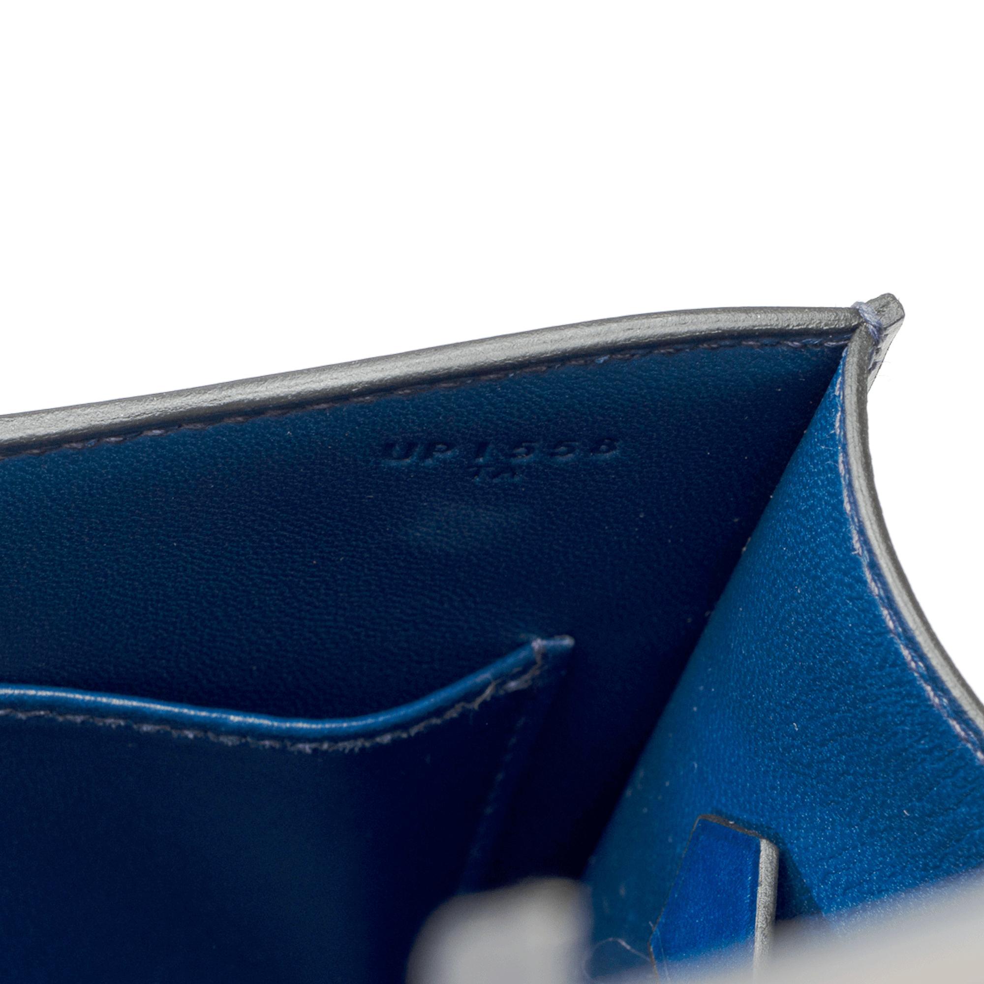 New Hermès Constance 23 shoulder bag in sapphire blue box calf leather , PHW For Sale 3