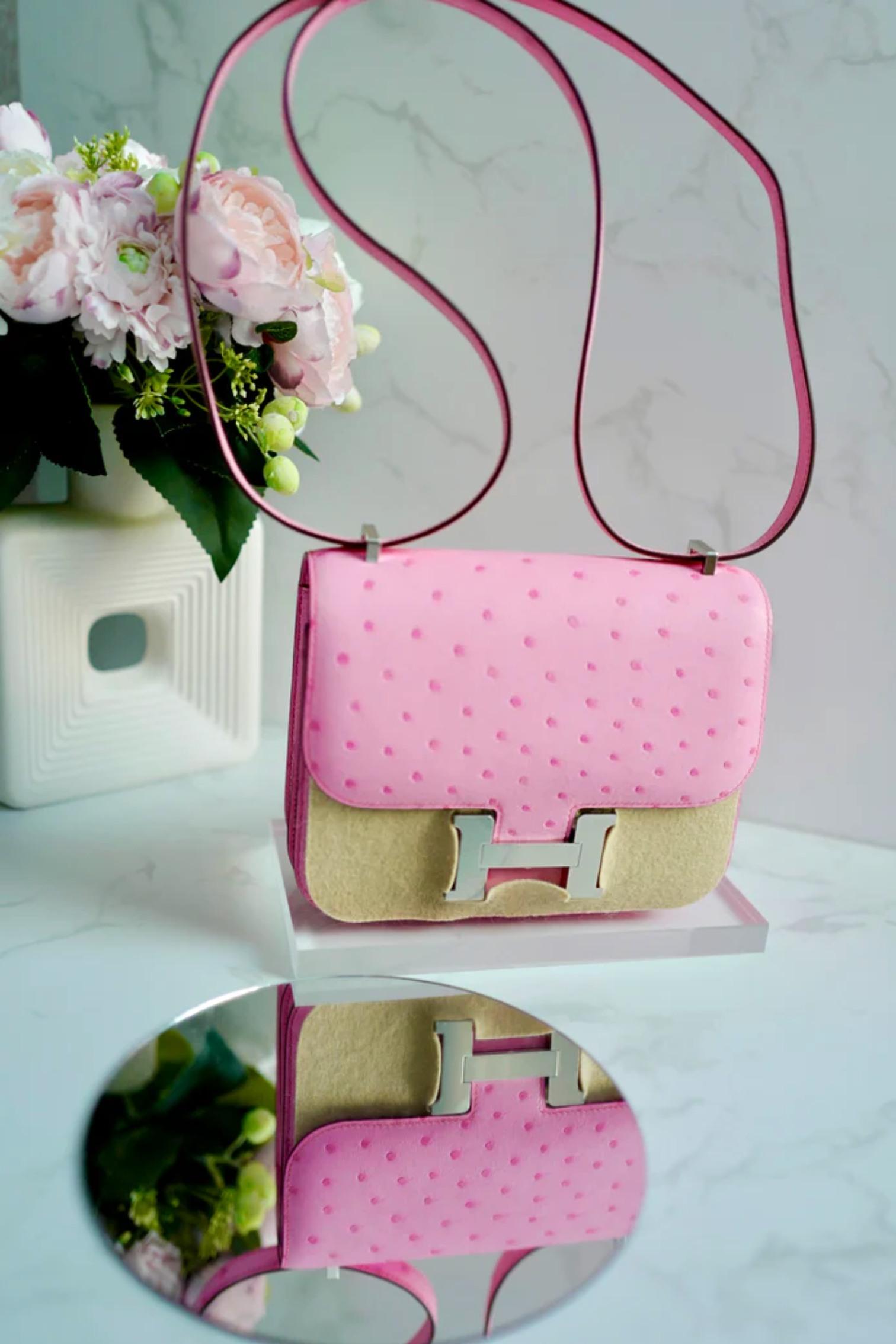 NEW Hermes Constance III Mini Mirror Ostrich Rose Bubblegum Pink W en vente 17
