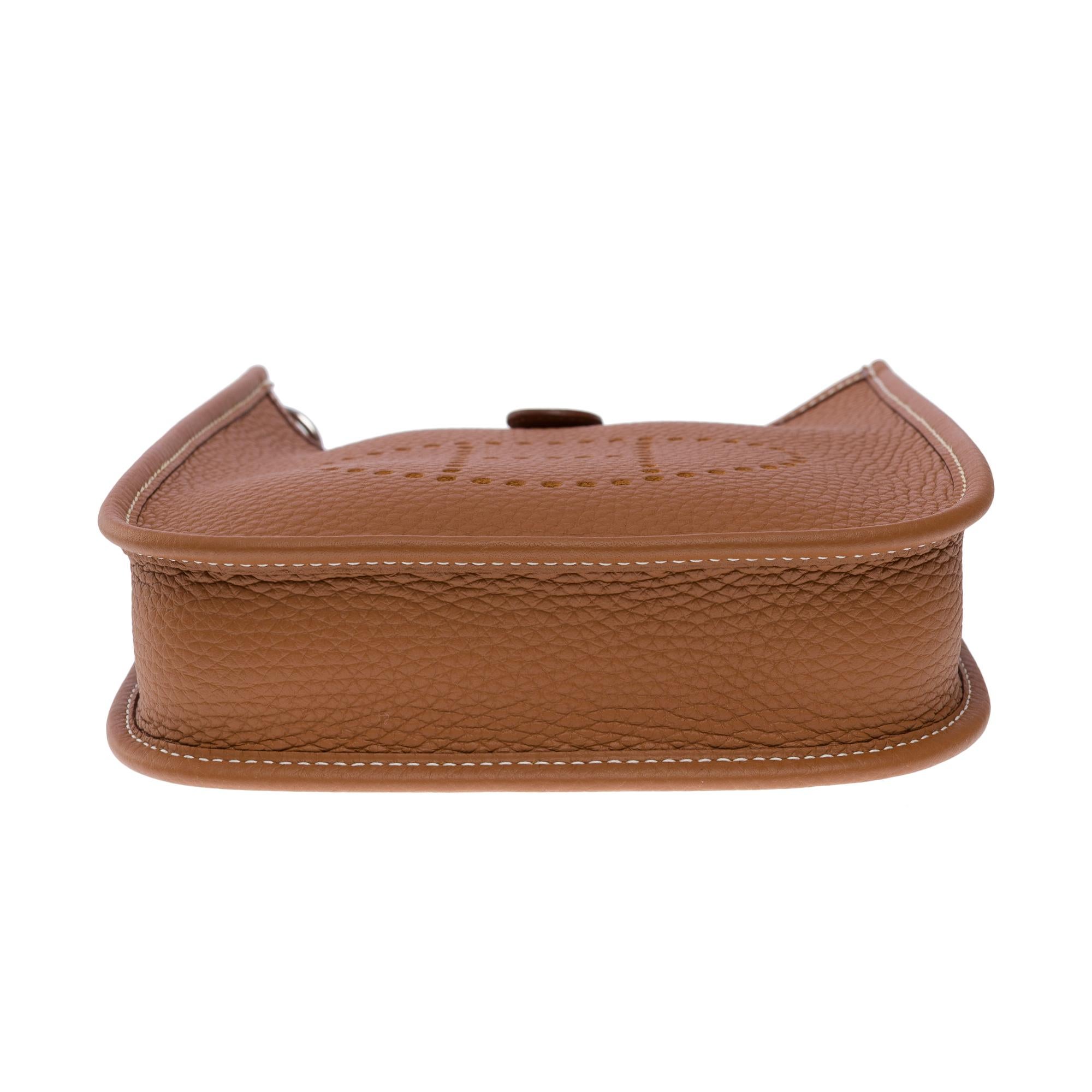 New Hermès Evelyne TPM Amazone shoulder bag in Gold Taurillon leather, PHW For Sale 6