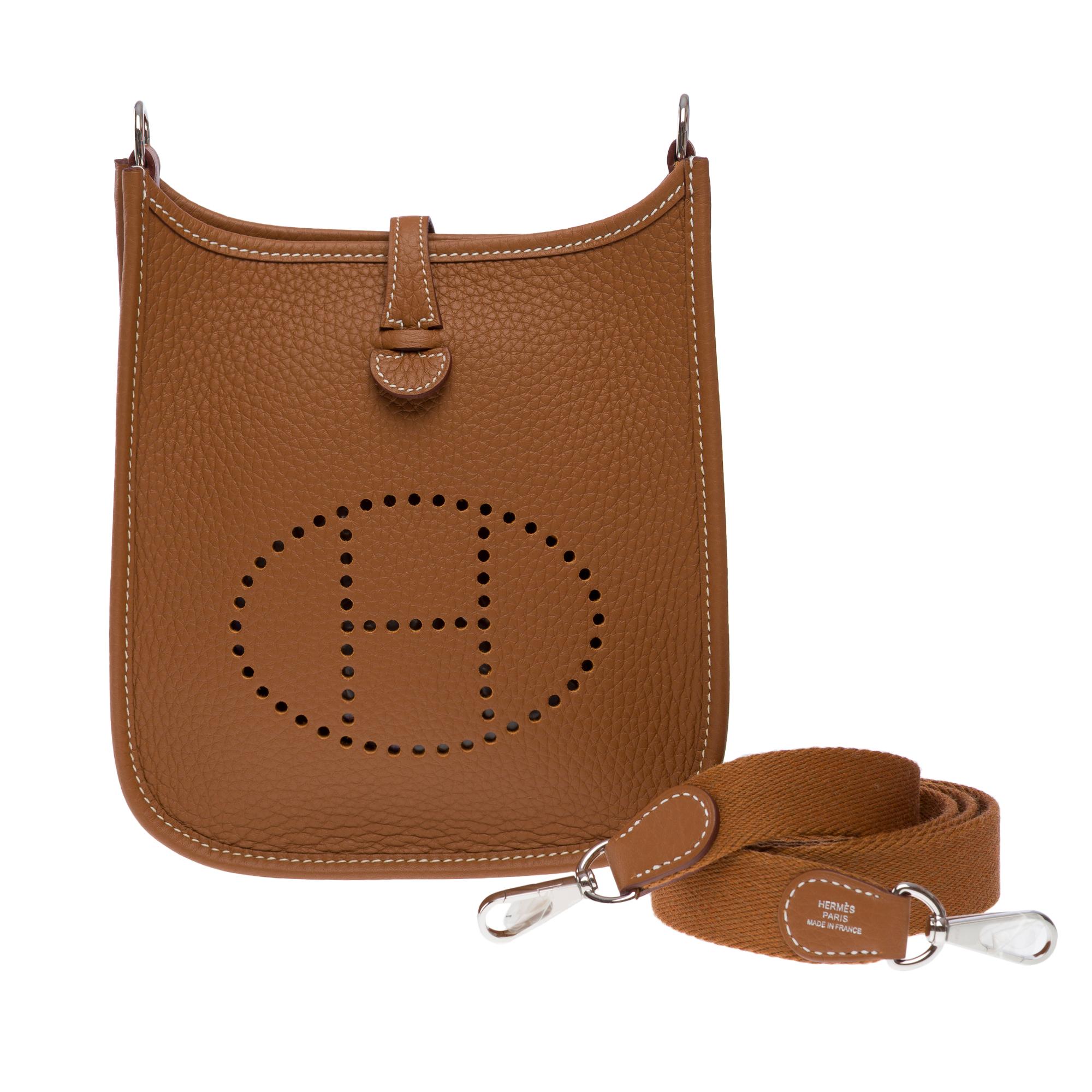 Brown New Hermès Evelyne TPM Amazone shoulder bag in Gold Taurillon leather, PHW For Sale