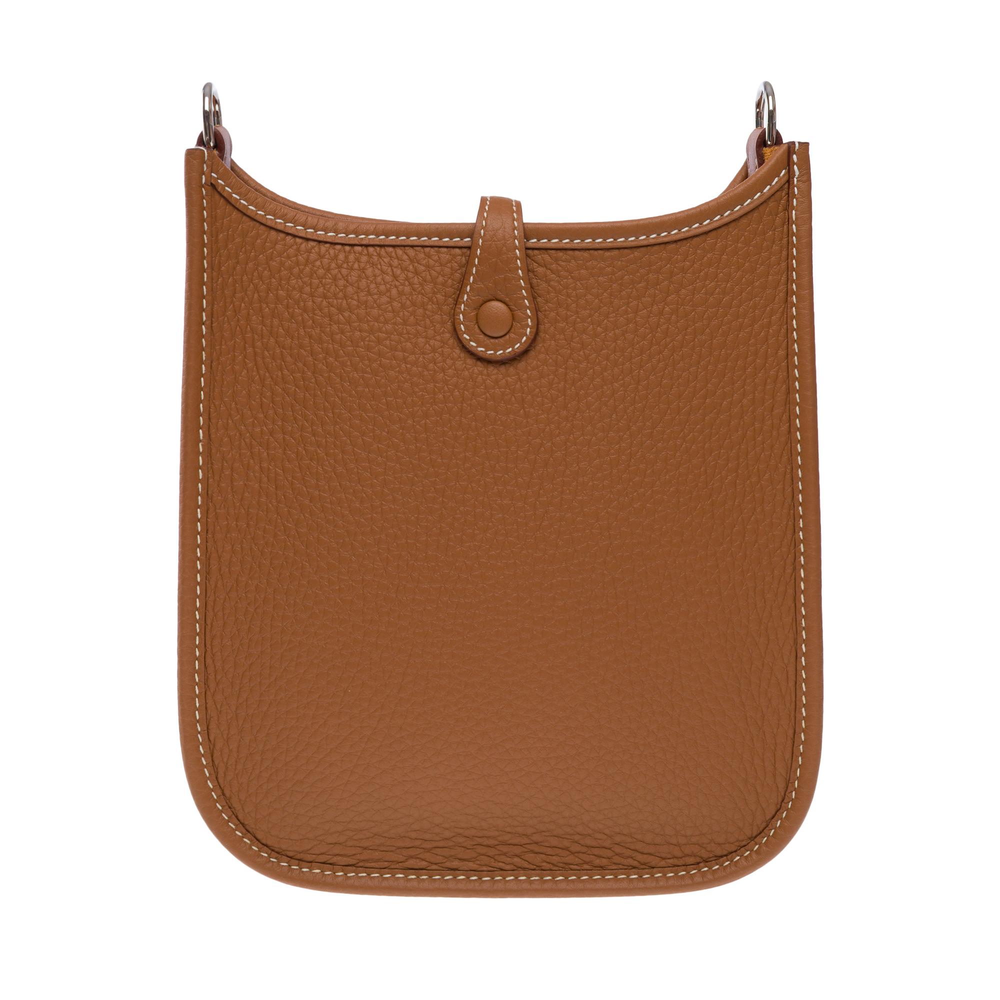 Women's New Hermès Evelyne TPM Amazone shoulder bag in Gold Taurillon leather, PHW For Sale