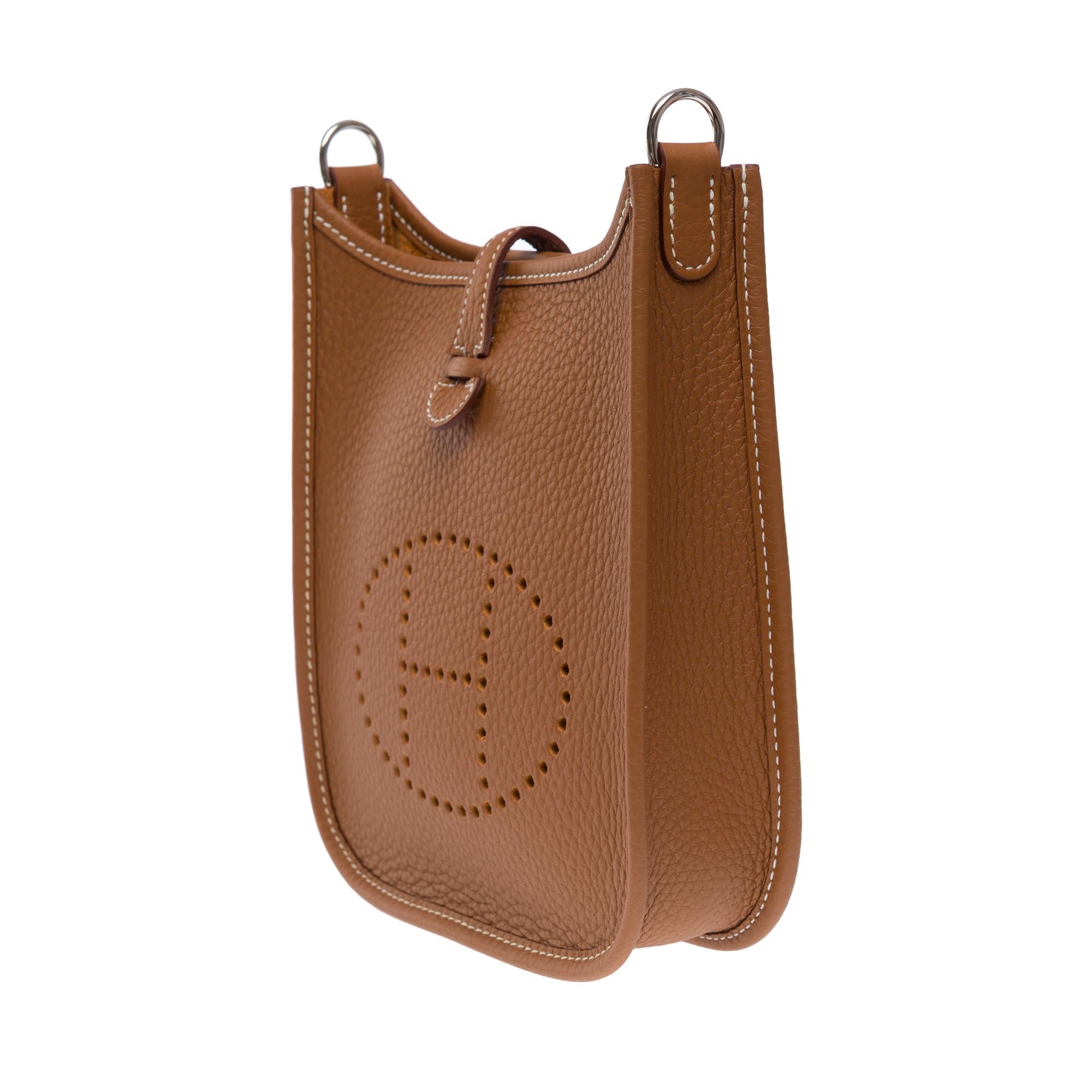 New Hermès Evelyne TPM Amazone shoulder bag in Gold Taurillon leather, PHW For Sale 1
