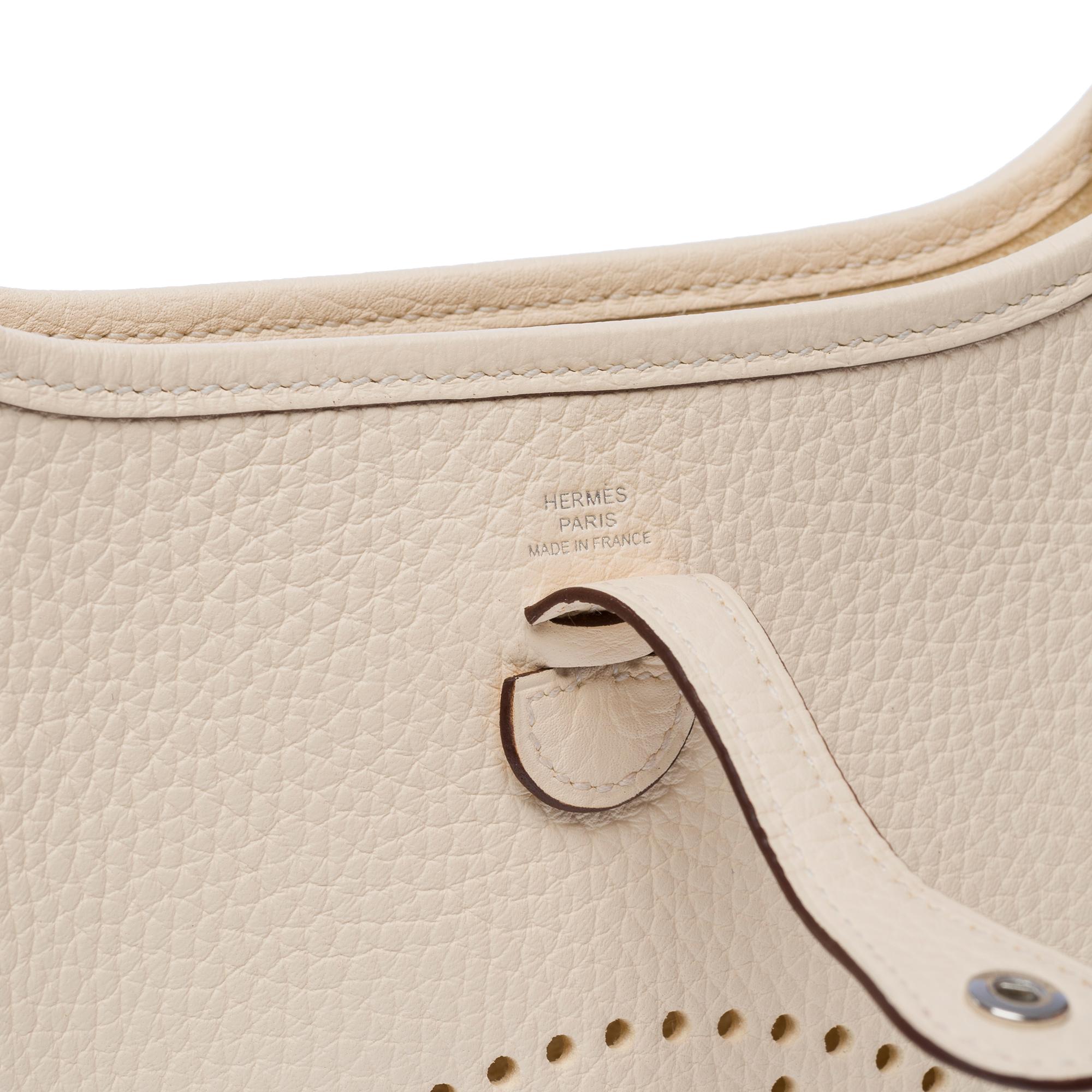 New Hermès Evelyne TPM Amazone shoulder bag in Nata Taurillon leather, PHW For Sale 1