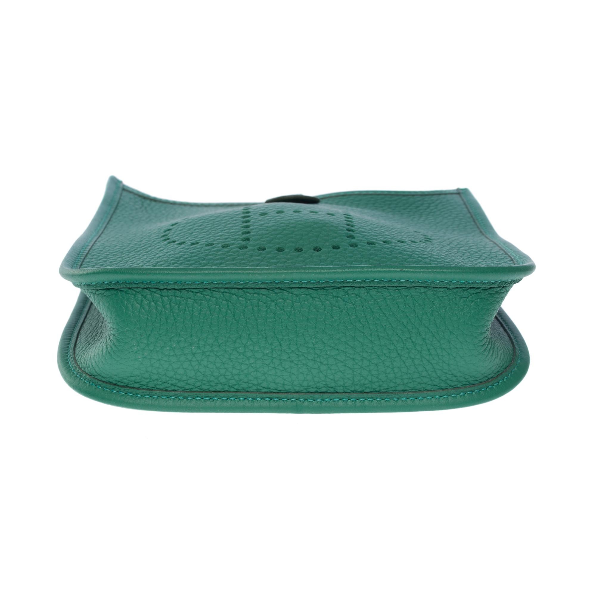 New Hermès Evelyne TPM Amazone shoulder bag in Vert Moyen Taurillon leather, GHW 5