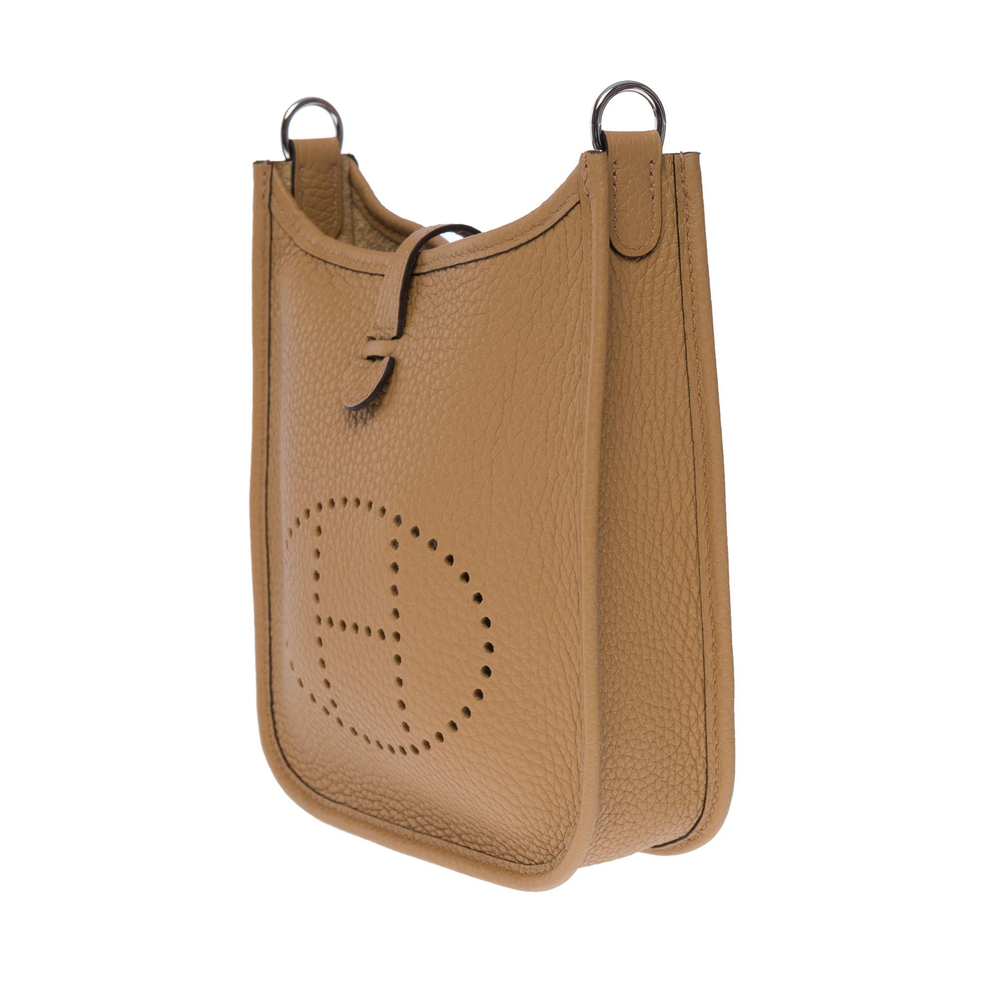 Women's New Hermès Evelyne TPM shoulder bag in beige Taurillon Clemence leather, SHW