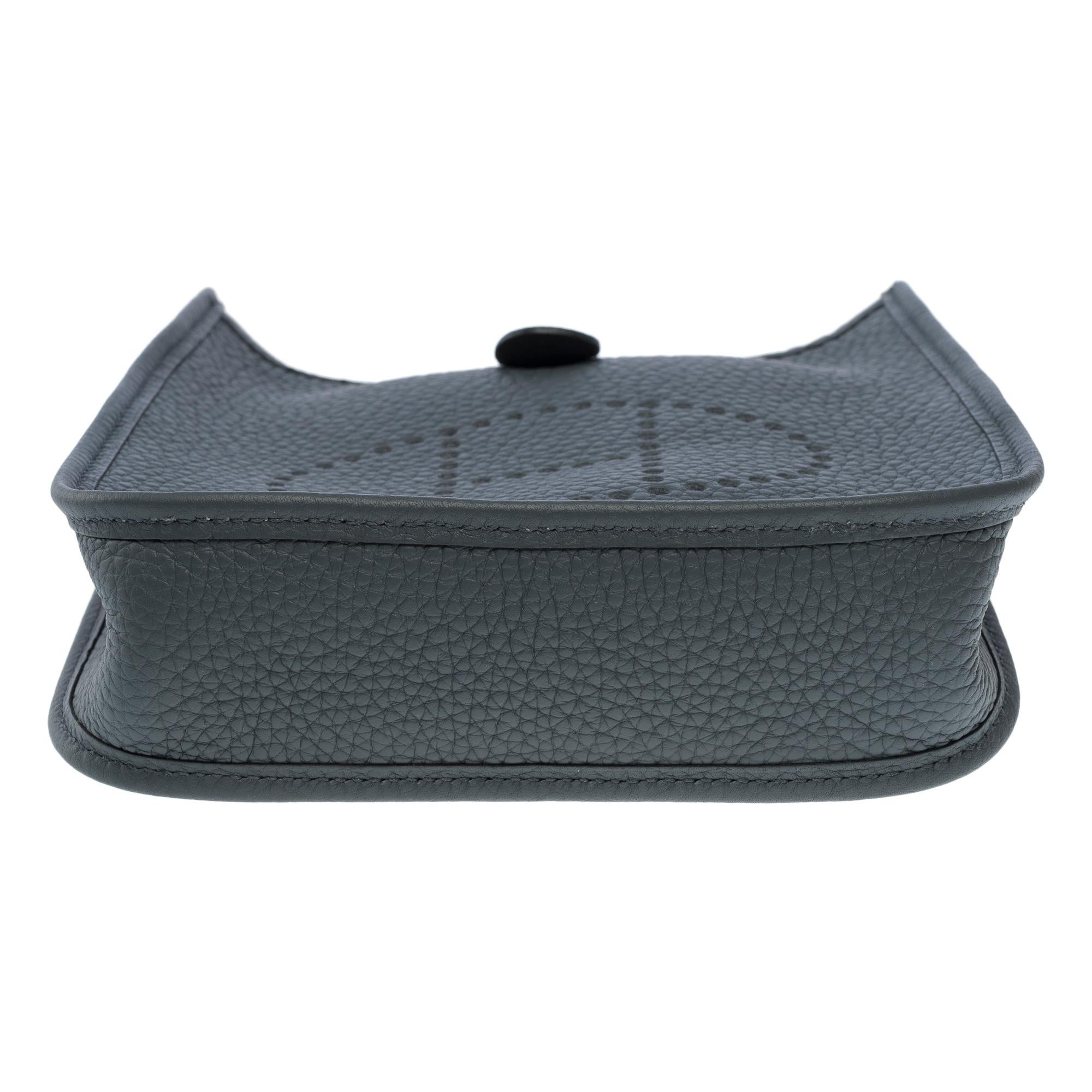 New Hermès Evelyne TPM shoulder bag in Gris Misty Taurillon Clemence leather 5