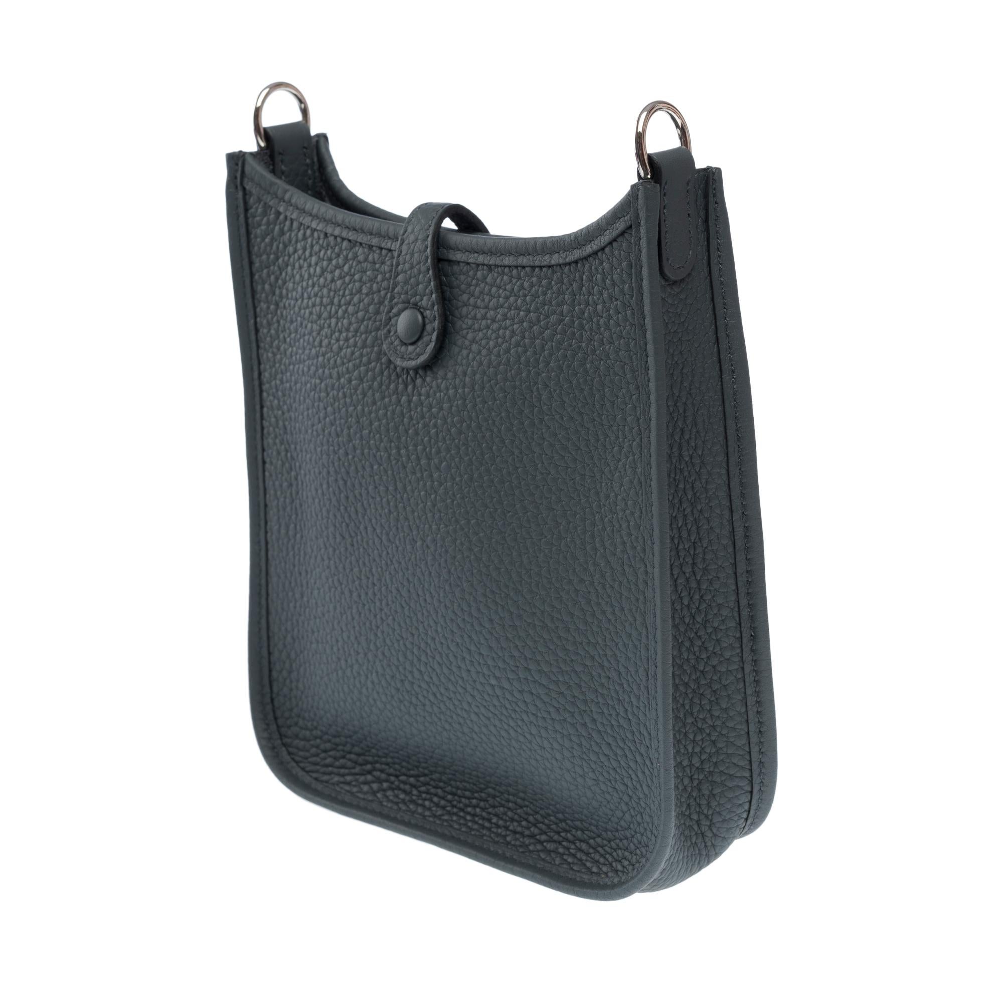 New Hermès Evelyne TPM shoulder bag in Gris Misty Taurillon Clemence leather 1