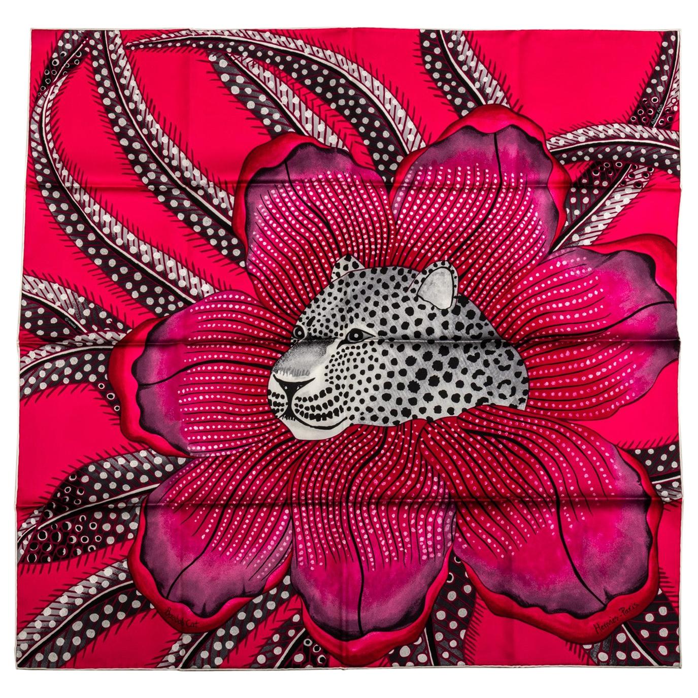 New Hermès Foulard en soie Baobab fuchsia
