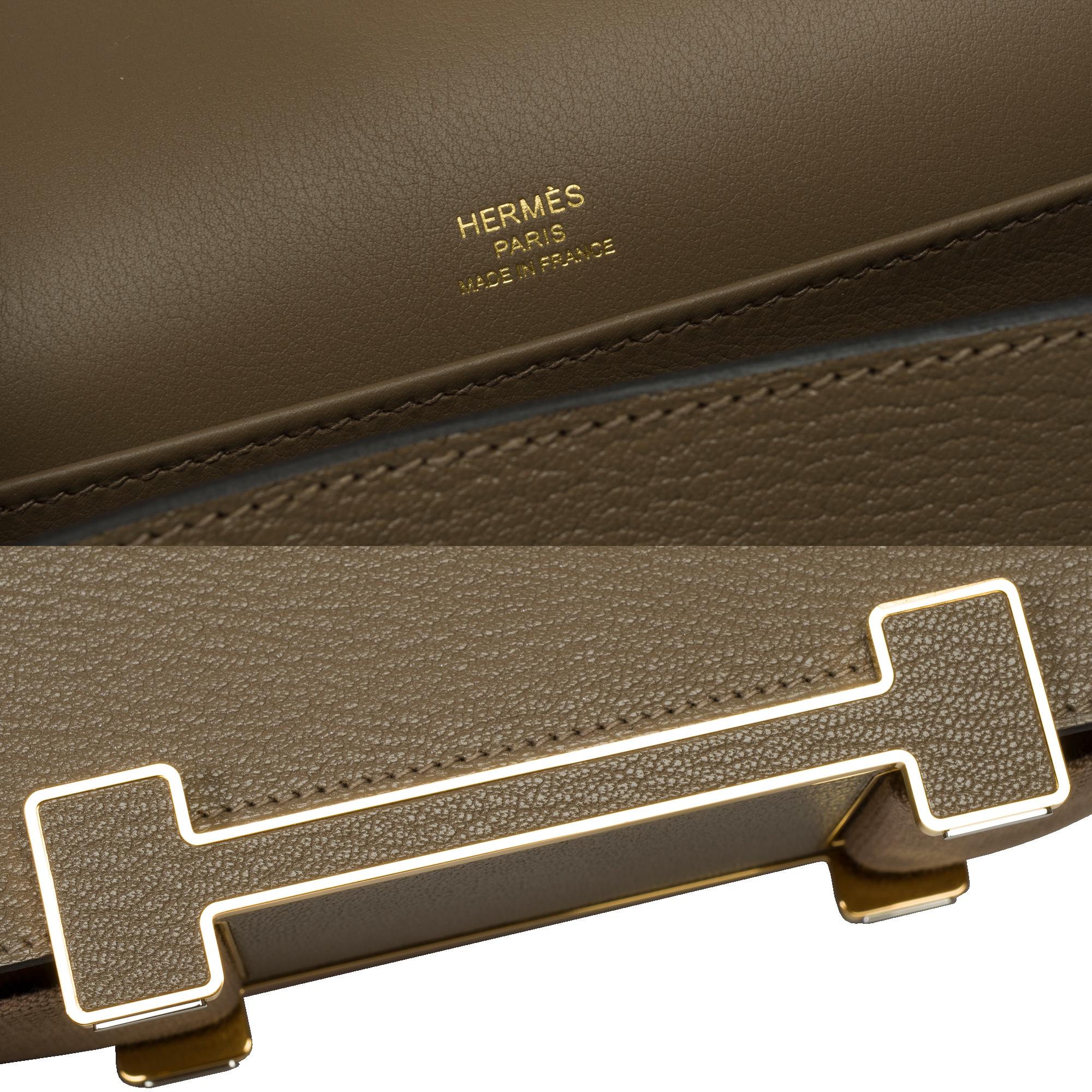 New Hermès Geta Umhängetasche aus Etoupe Chevre Mysore Leder (Ziege) , GHW im Angebot 3