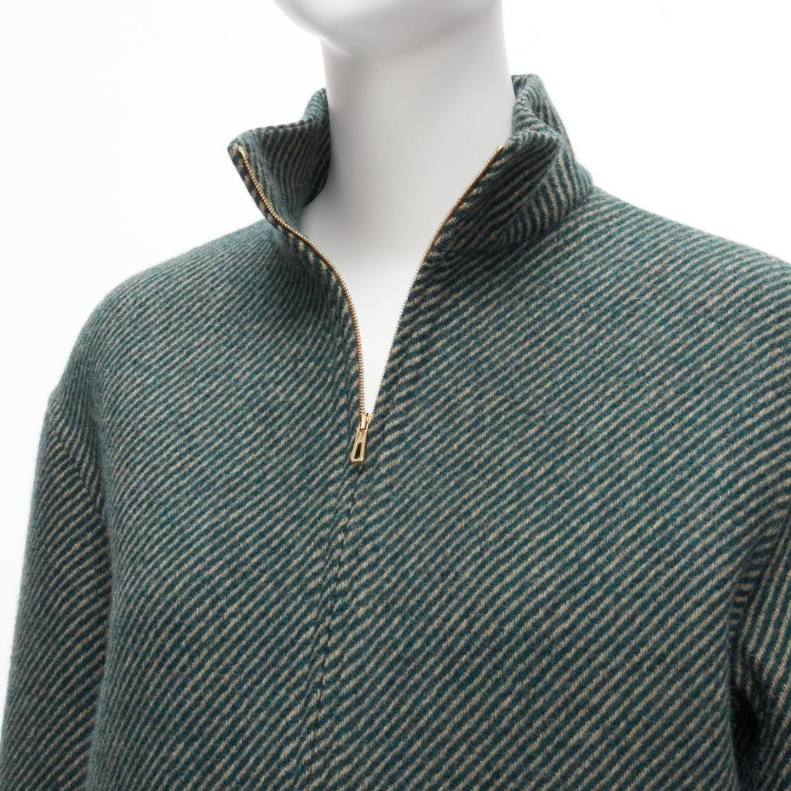 new HERMES Jean Paul Gaultier Vintage green double faced wool boxy jacket FR36 S
Reference: SNKO/A00261
Brand: Hermes
Designer: Jean Paul Gaultier
Material: Wool
Color: Green, Beige
Pattern: Striped
Closure: Zip
Lining: Beige Wool
Extra Details: