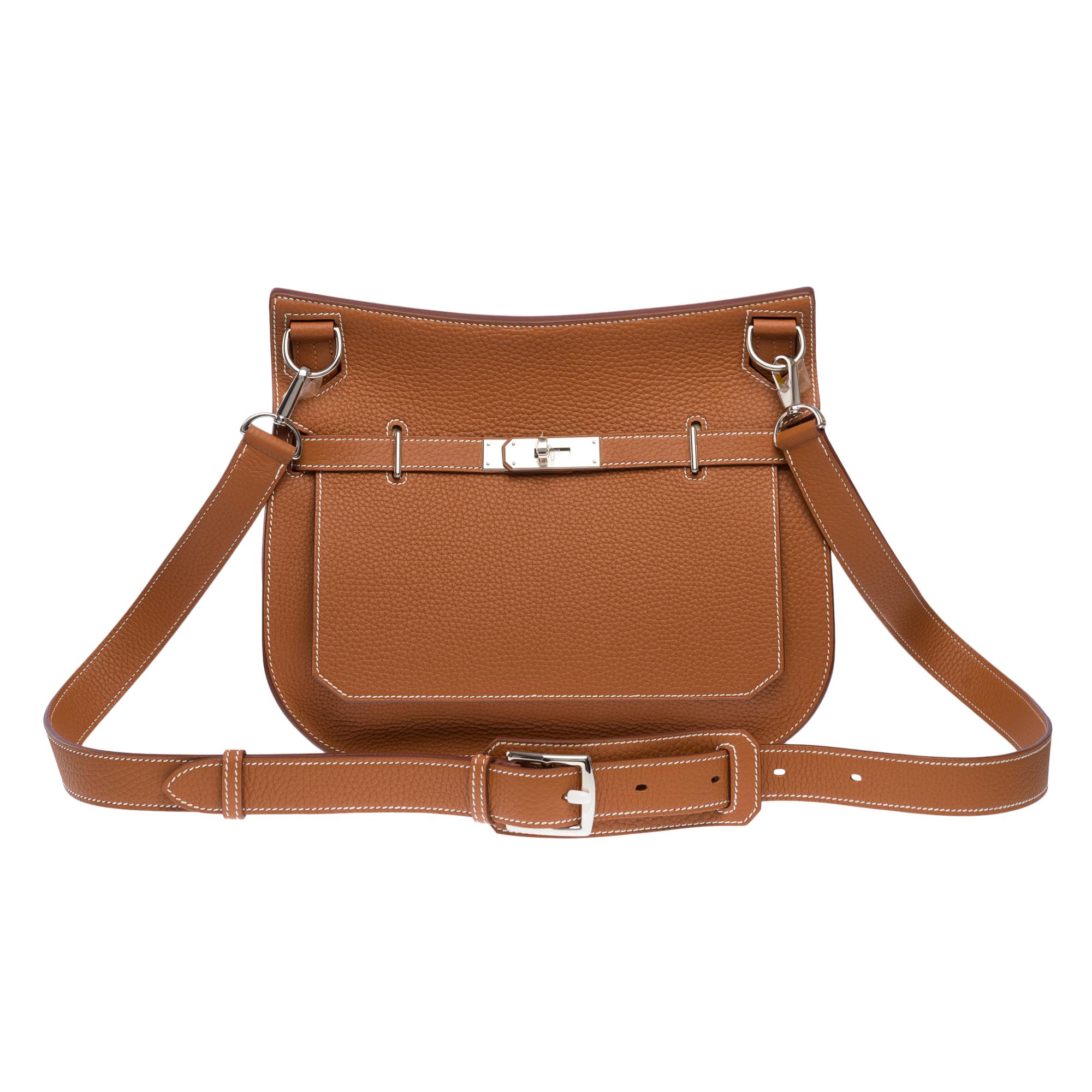 New Hermès Jypsière 28 crossbody bag in Gold Taurillon Clemence leather, PHW In New Condition For Sale In Paris, IDF