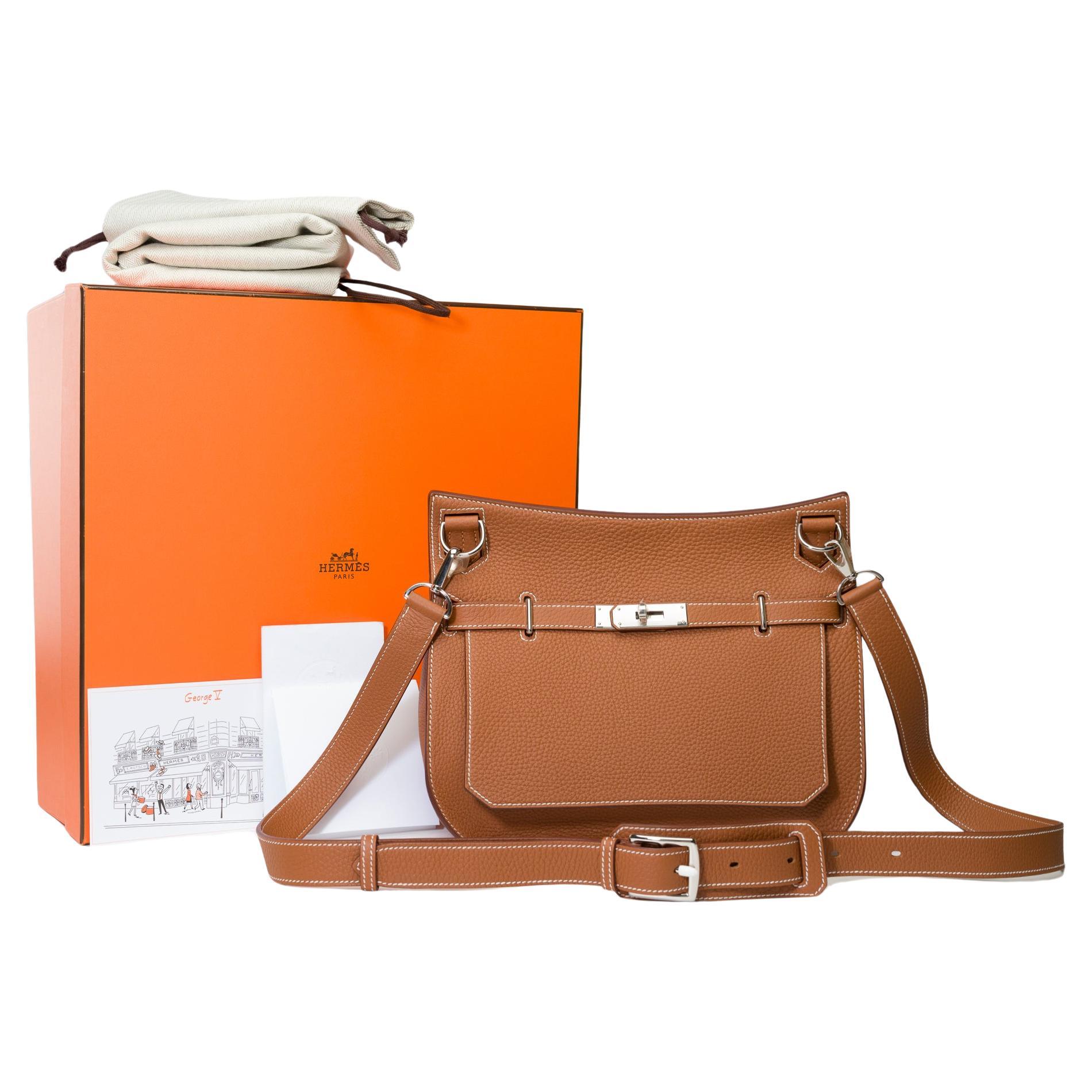 New Hermès Jypsière 28 crossbody bag in Gold Taurillon Clemence leather, PHW For Sale