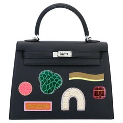 NEU! HERMES Kelly 25 Sellier Broderie Colla mit Palladium-Beschlägen – Handtasche mit Tragegriff