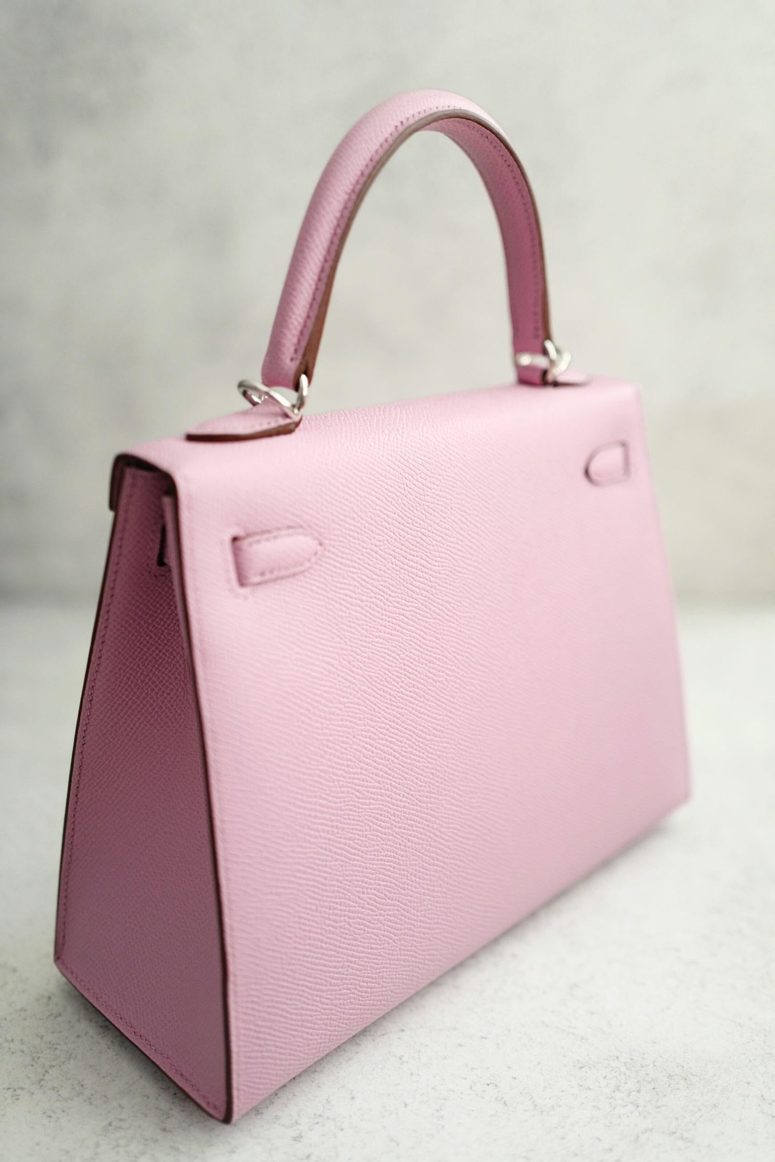 NEW Hermès Kelly 25 Sellier Mauve Sylvestre Epsom Leather PHW Stamp U 2023 in vendita 14