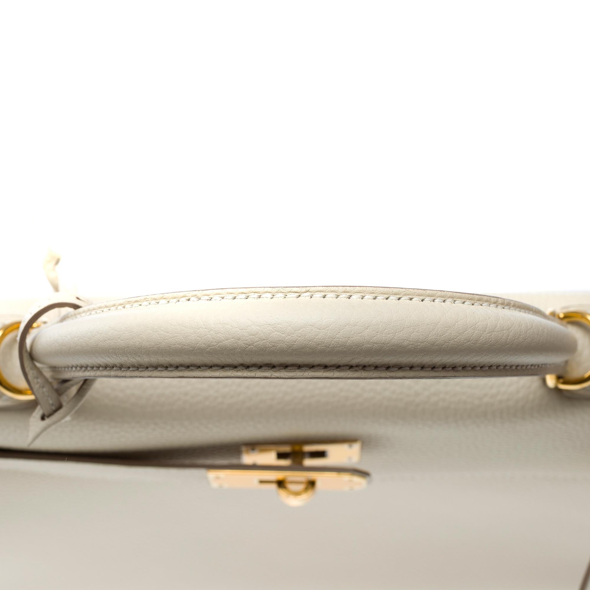 Nuova tracolla Hermès Kelly 28 in pelle di vitello Craie Togo, GHW in vendita 6
