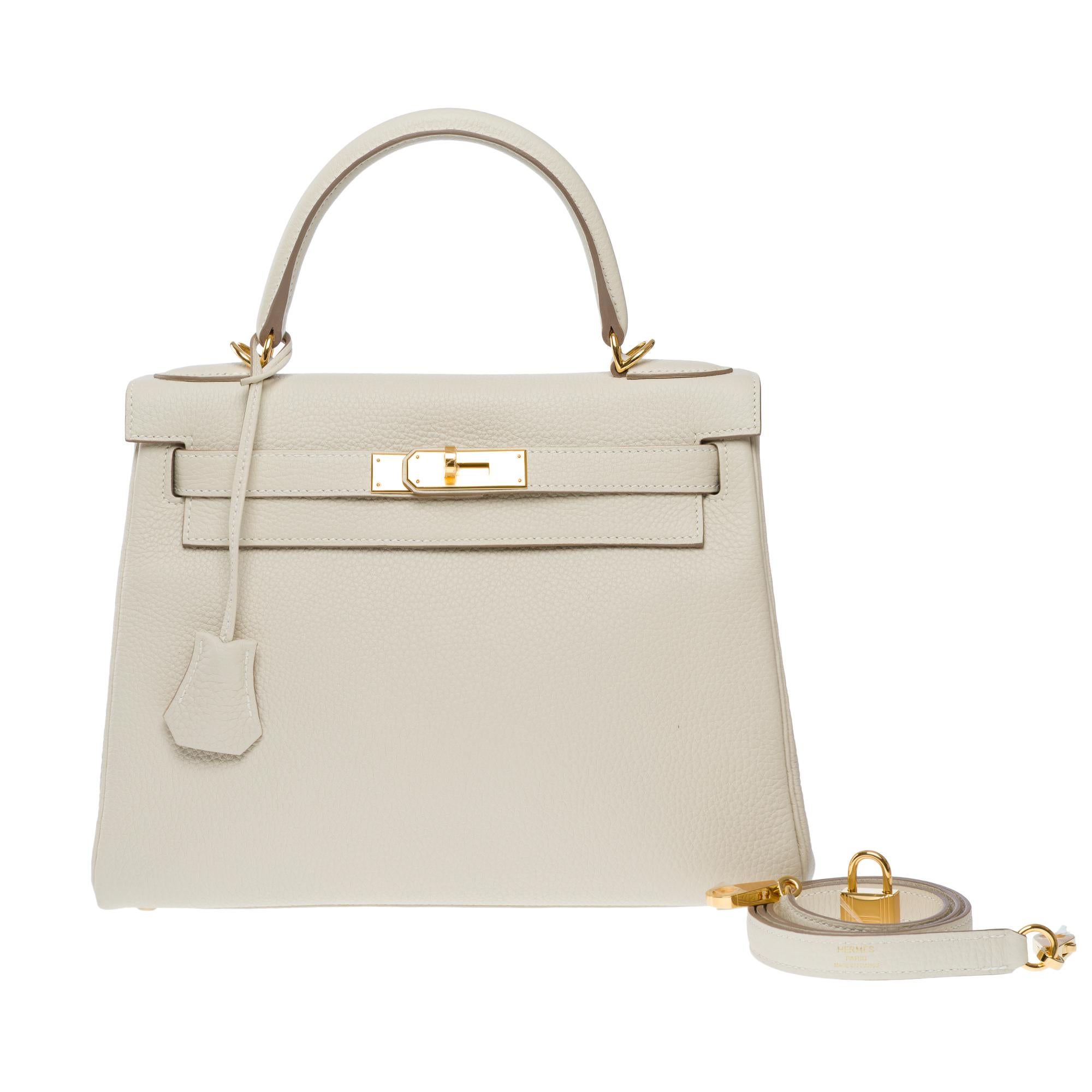Beige Nuova tracolla Hermès Kelly 28 in pelle di vitello Craie Togo, GHW in vendita