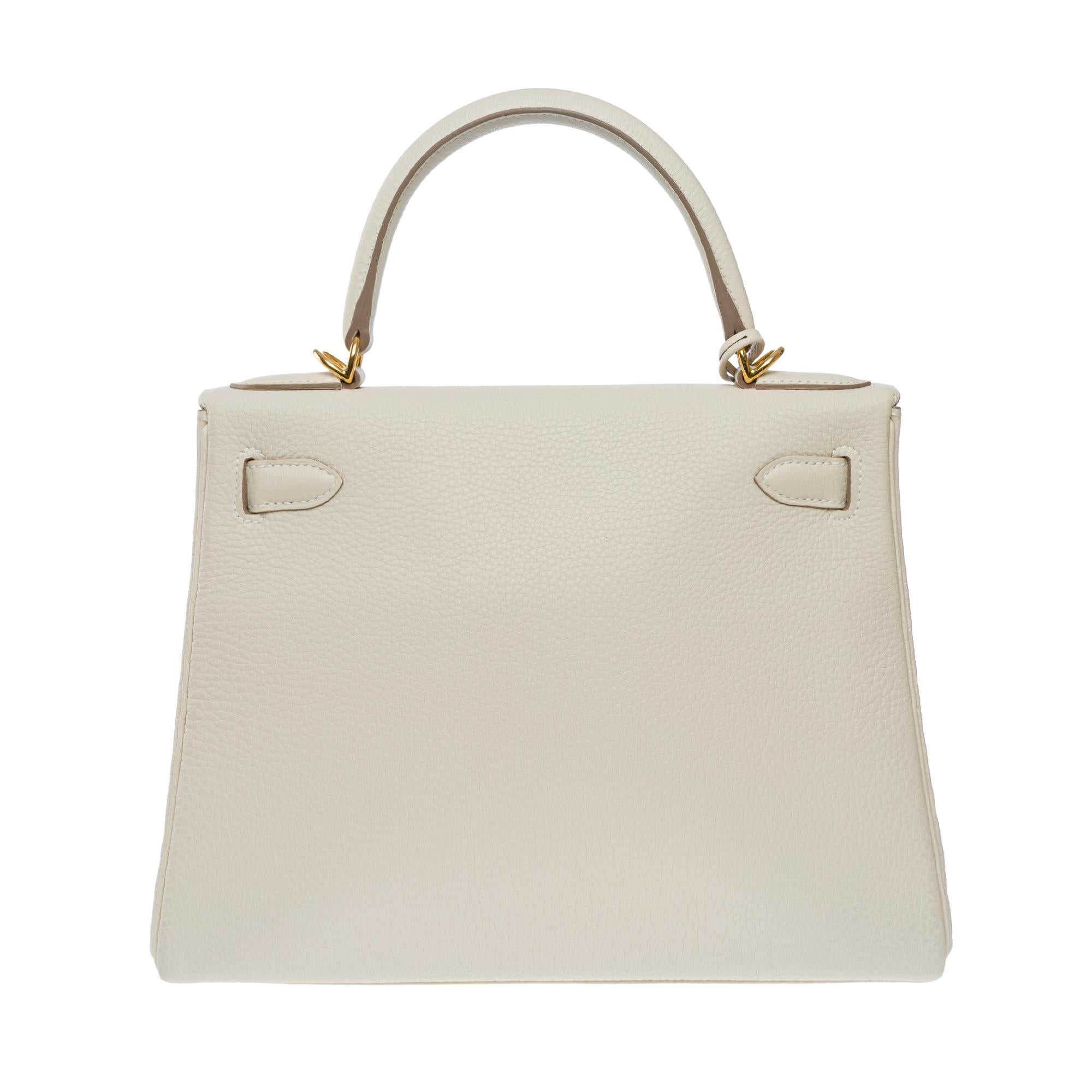 Donna Nuova tracolla Hermès Kelly 28 in pelle di vitello Craie Togo, GHW in vendita