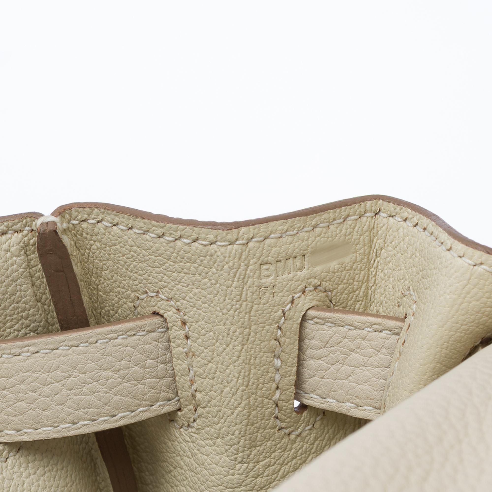 Nuova tracolla Hermès Kelly 28 in pelle di vitello Craie Togo, GHW in vendita 4
