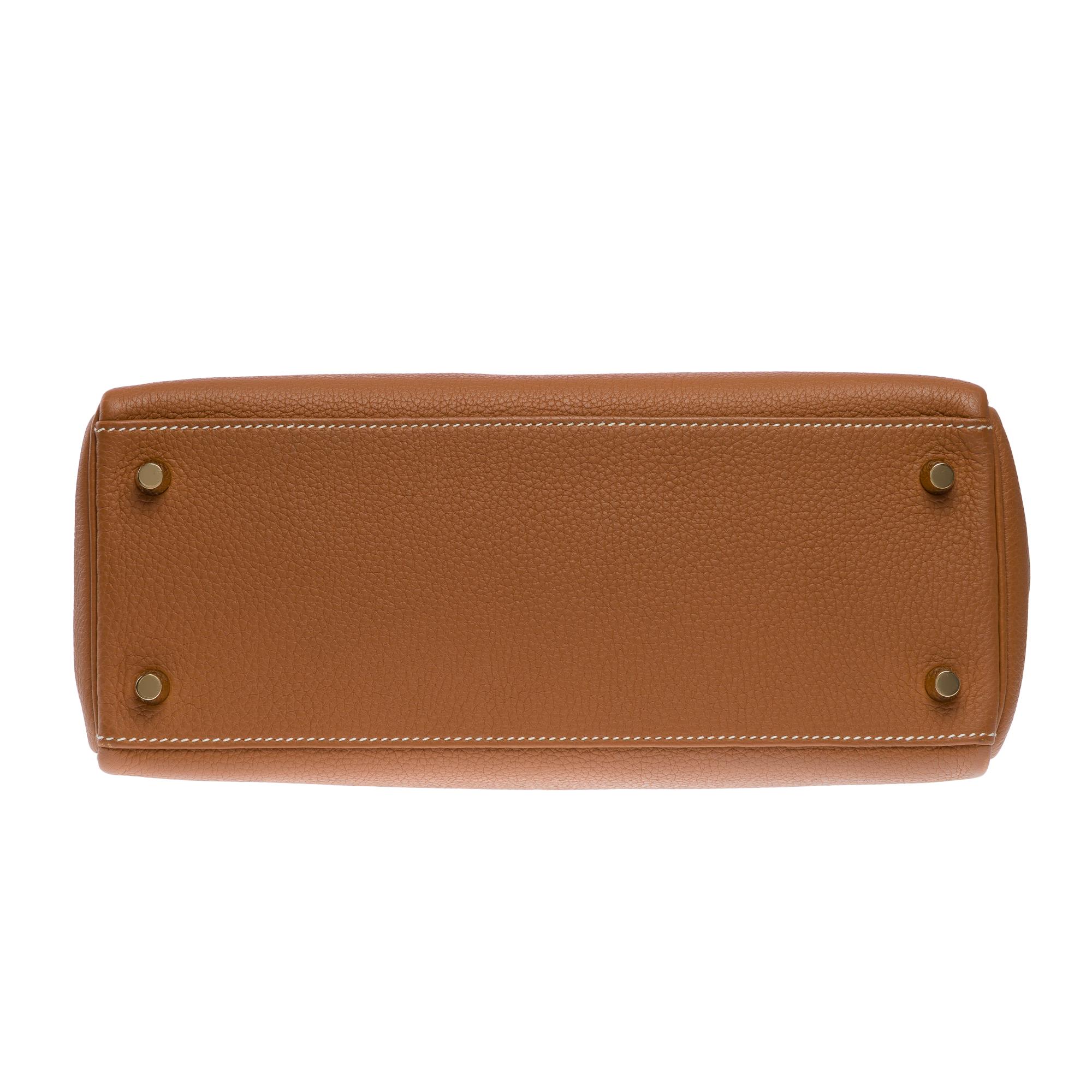 New Hermès Kelly 28 retourne handbag strap in Gold Togo Calf leather, GHW 6