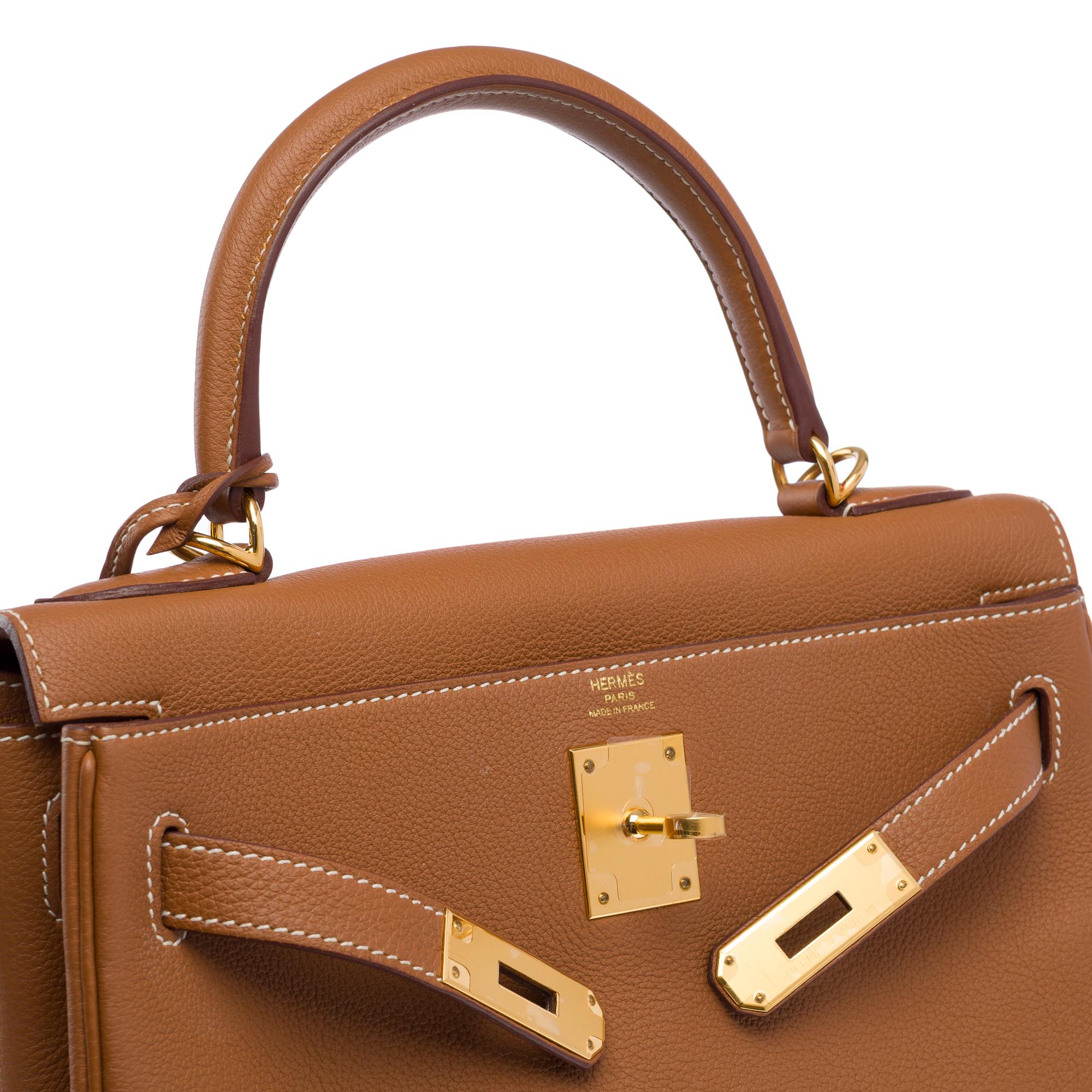 New Hermès Kelly 28 retourne handbag strap in Gold Togo Calf leather, GHW 2