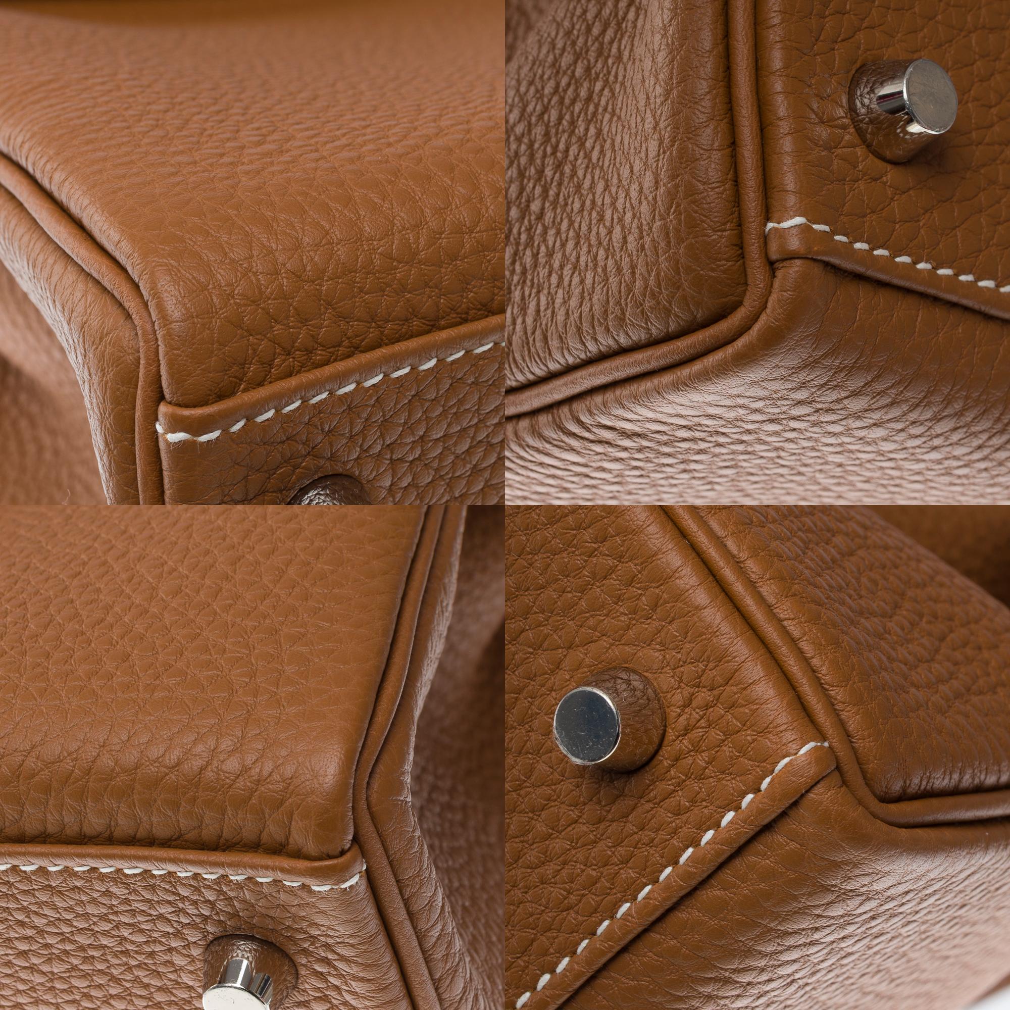 New Hermès Kelly 28 retourne handbag strap in Gold Togo Calf leather, PHW For Sale 8