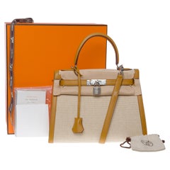 Neu Hermès Kelly 28 sellier Handtasche Riemen in beige Leinwand und Gold Leder, SHW