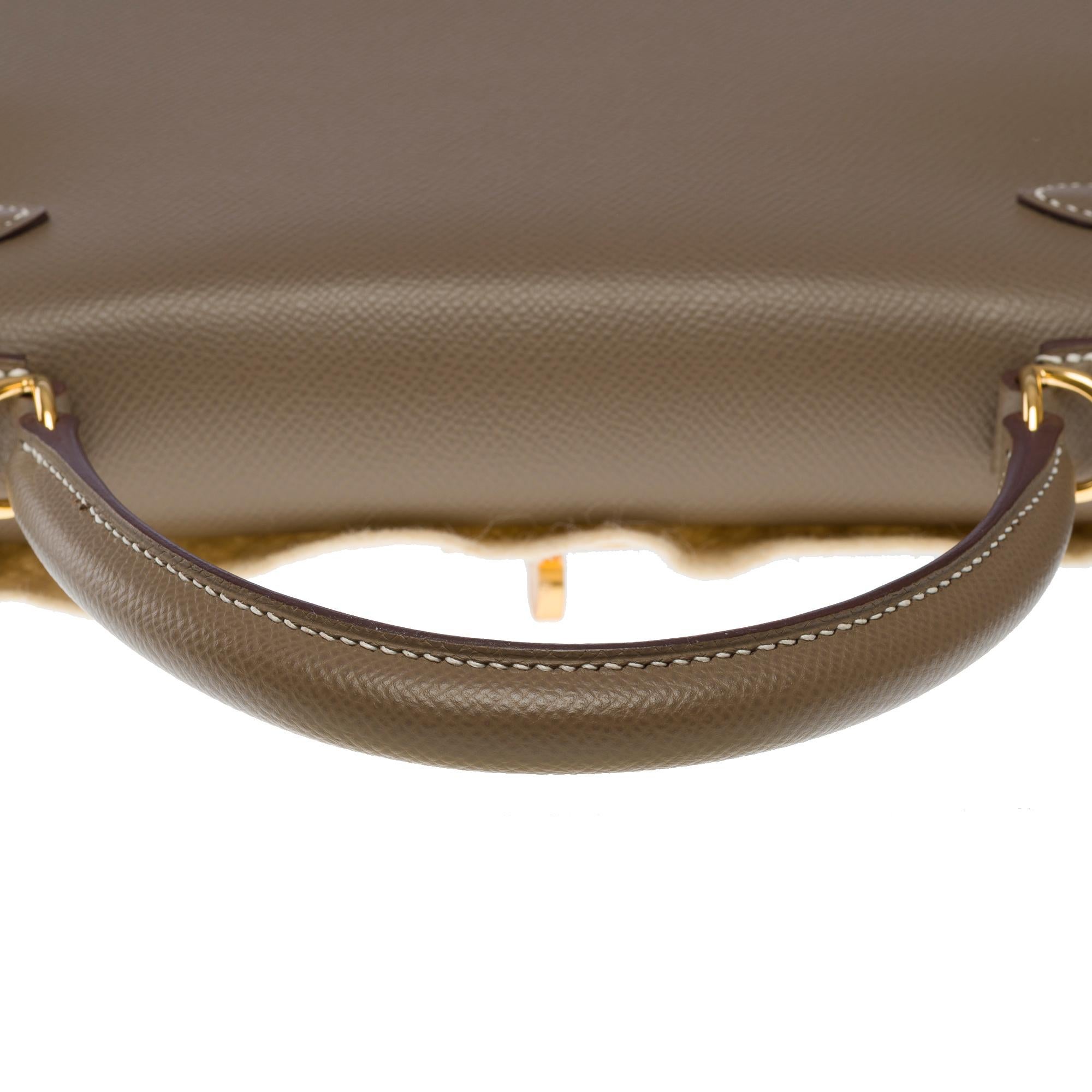 New Hermès Kelly 28 sellier handbag strap in Etoupe Epsom Calf leather, GHW For Sale 5