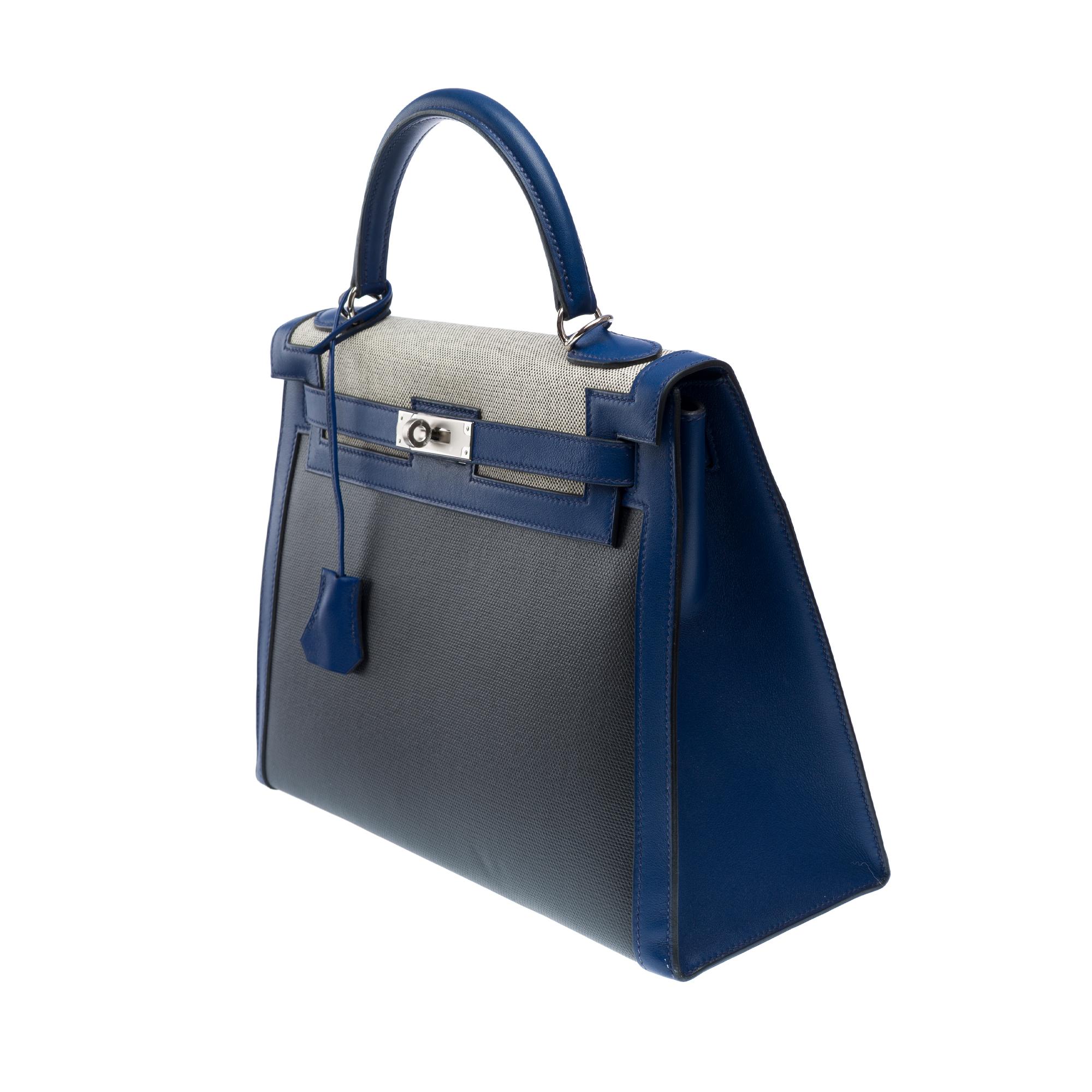 Women's New Hermès Kelly Limited Edition 32 Noir (Black)/Bleu Saphir Berline  , PHW For Sale