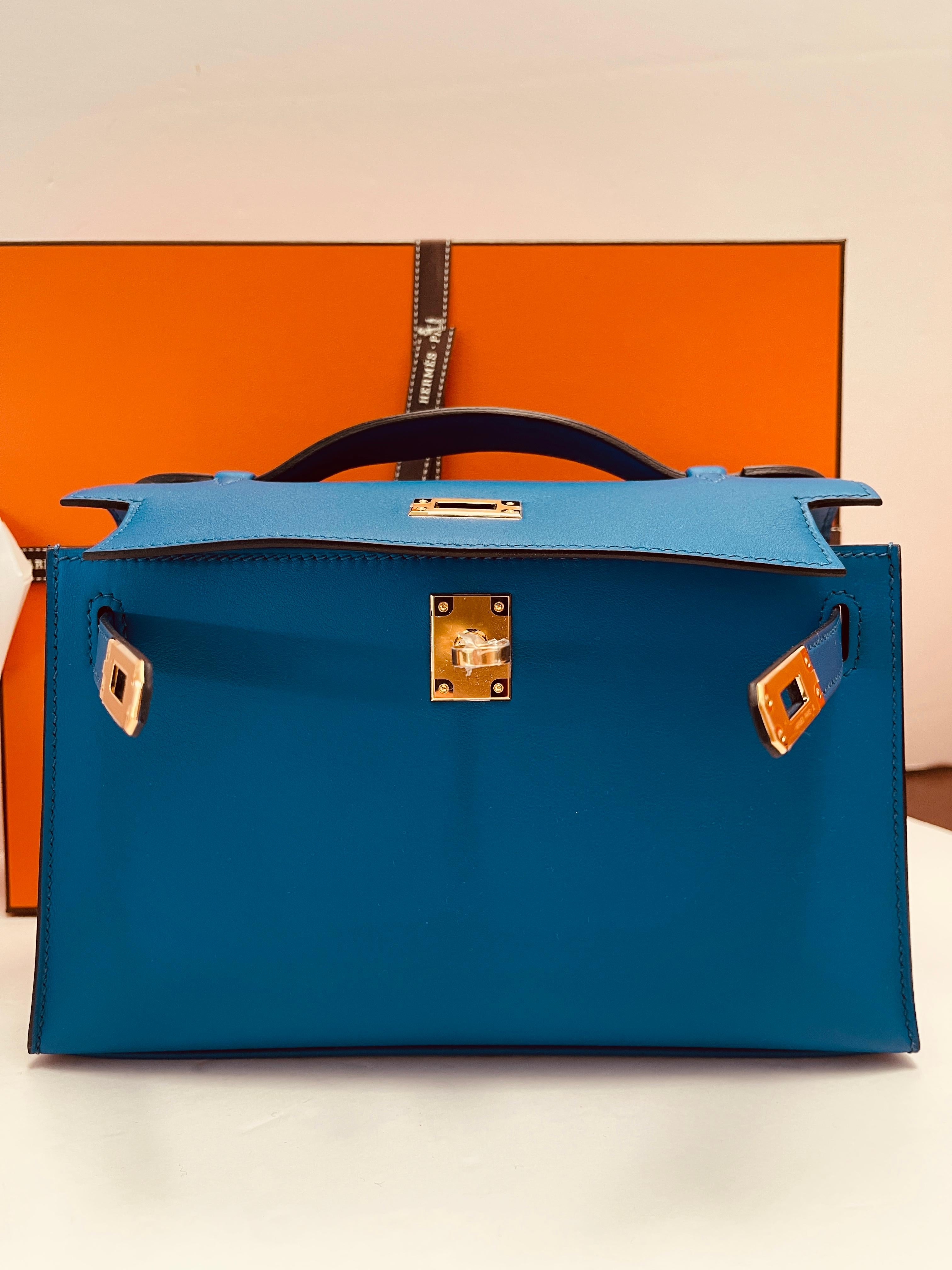 New Hermes Kelly Pochette Blue France Gold Hardware New Fresh U Stamp 2022 In New Condition In West Chester, PA