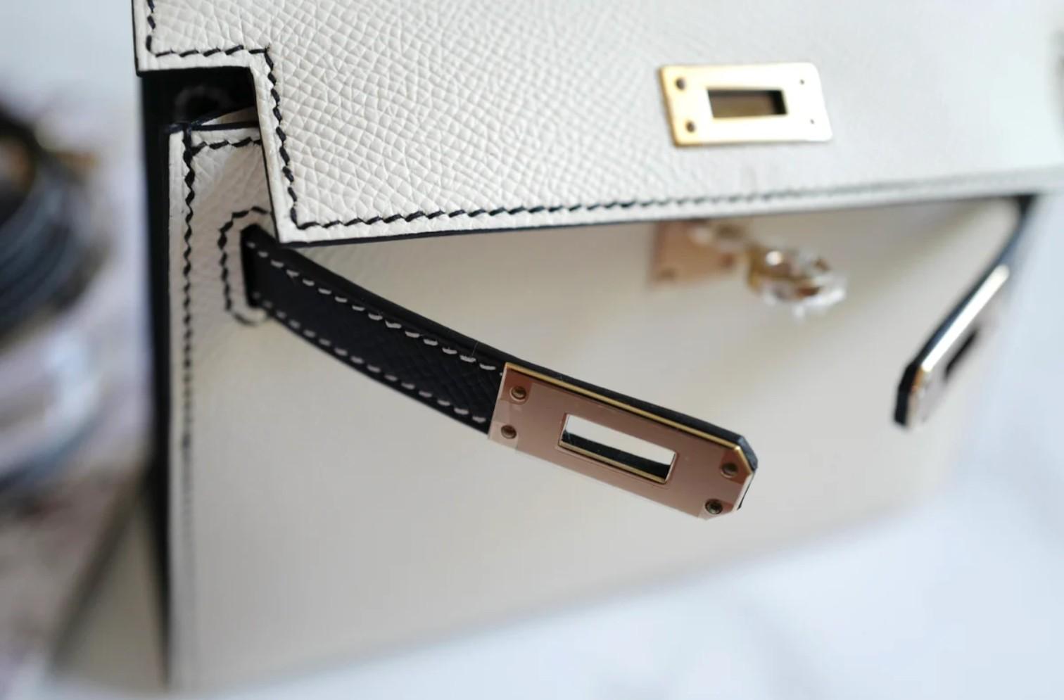 New Hermes Mini kelly 20 HSS Craie/Noir Black Epsom Permabrass HW 2023 Complete en vente 12