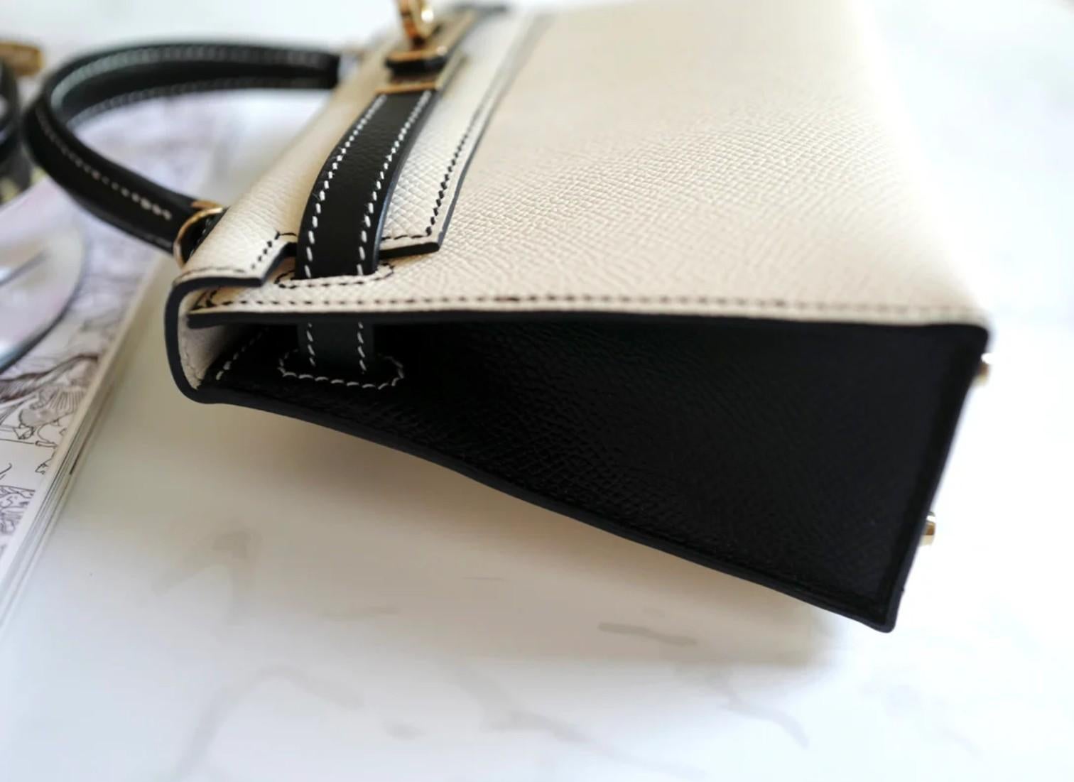 New Hermes Mini kelly 20 HSS Craie/Noir Black Epsom Permabrass HW 2023 Complete Pour femmes en vente