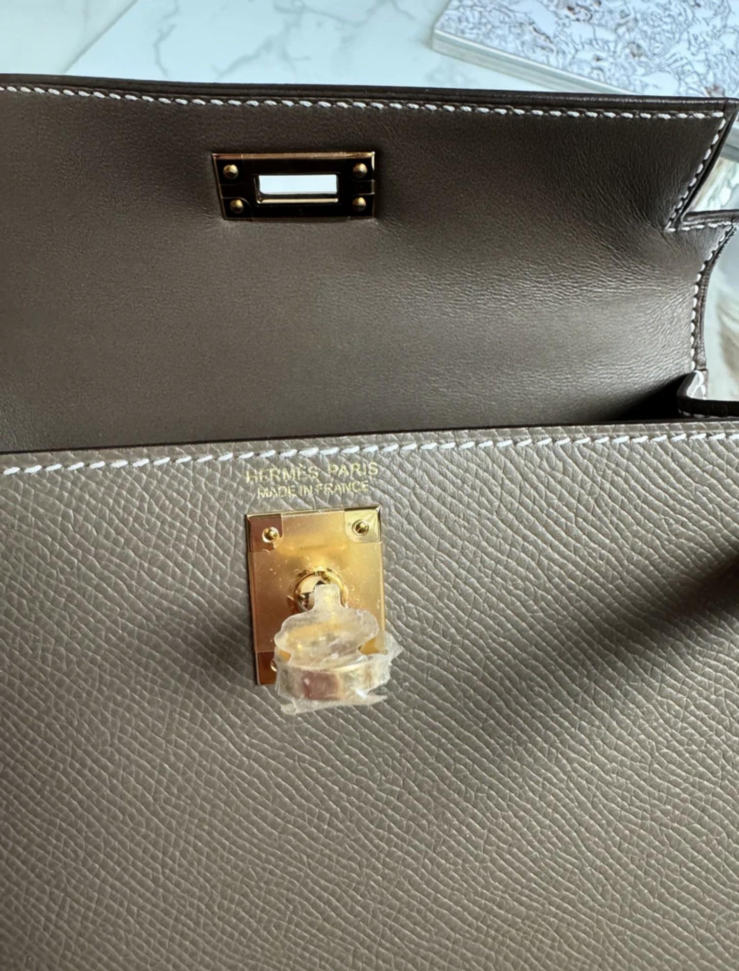 New Hermès Mini Kelly Etoupe Epsom Leather with Gold Hardware 7