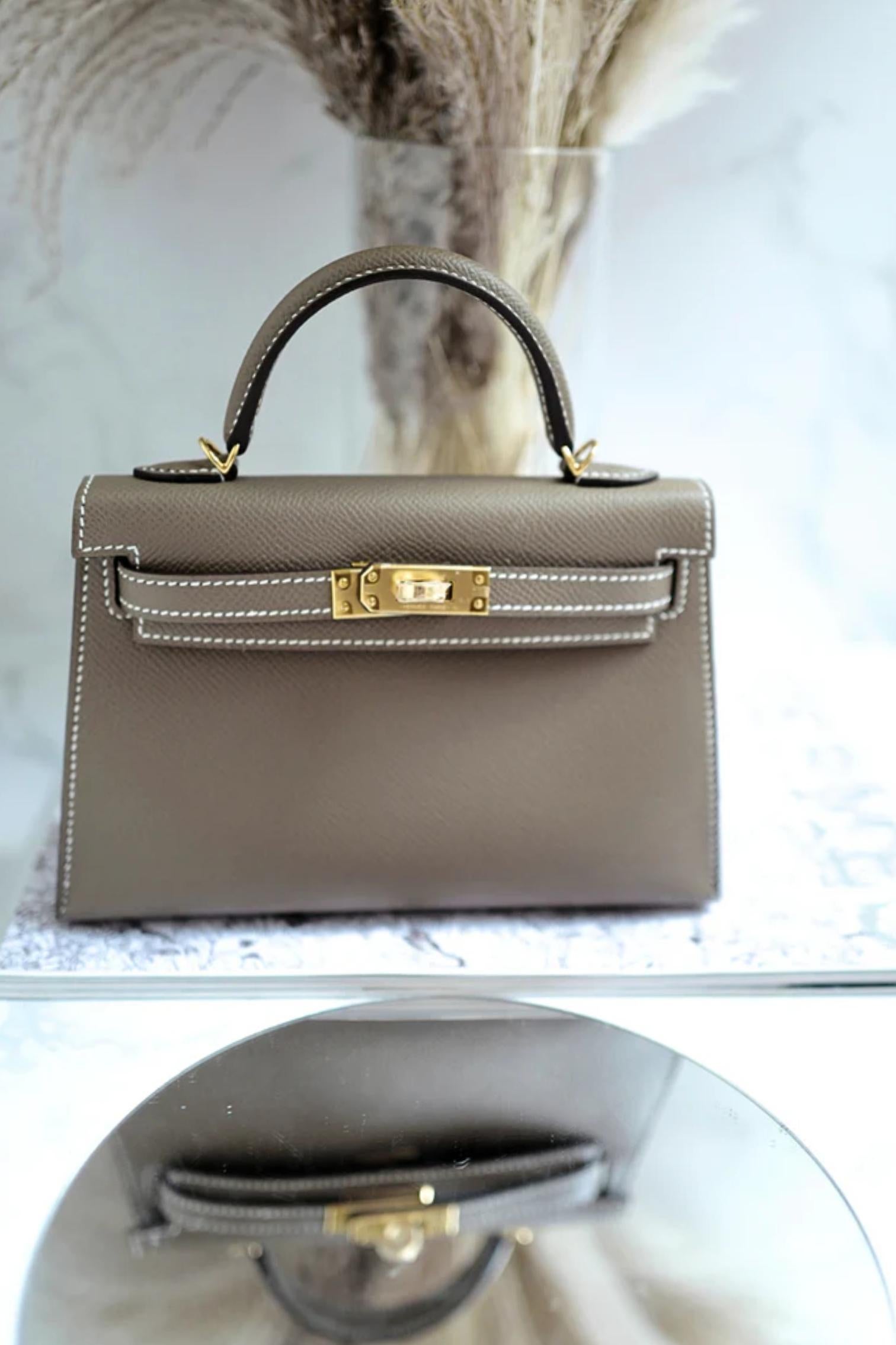 New Hermès Mini Kelly Etoupe Epsom Leather with Gold Hardware 14