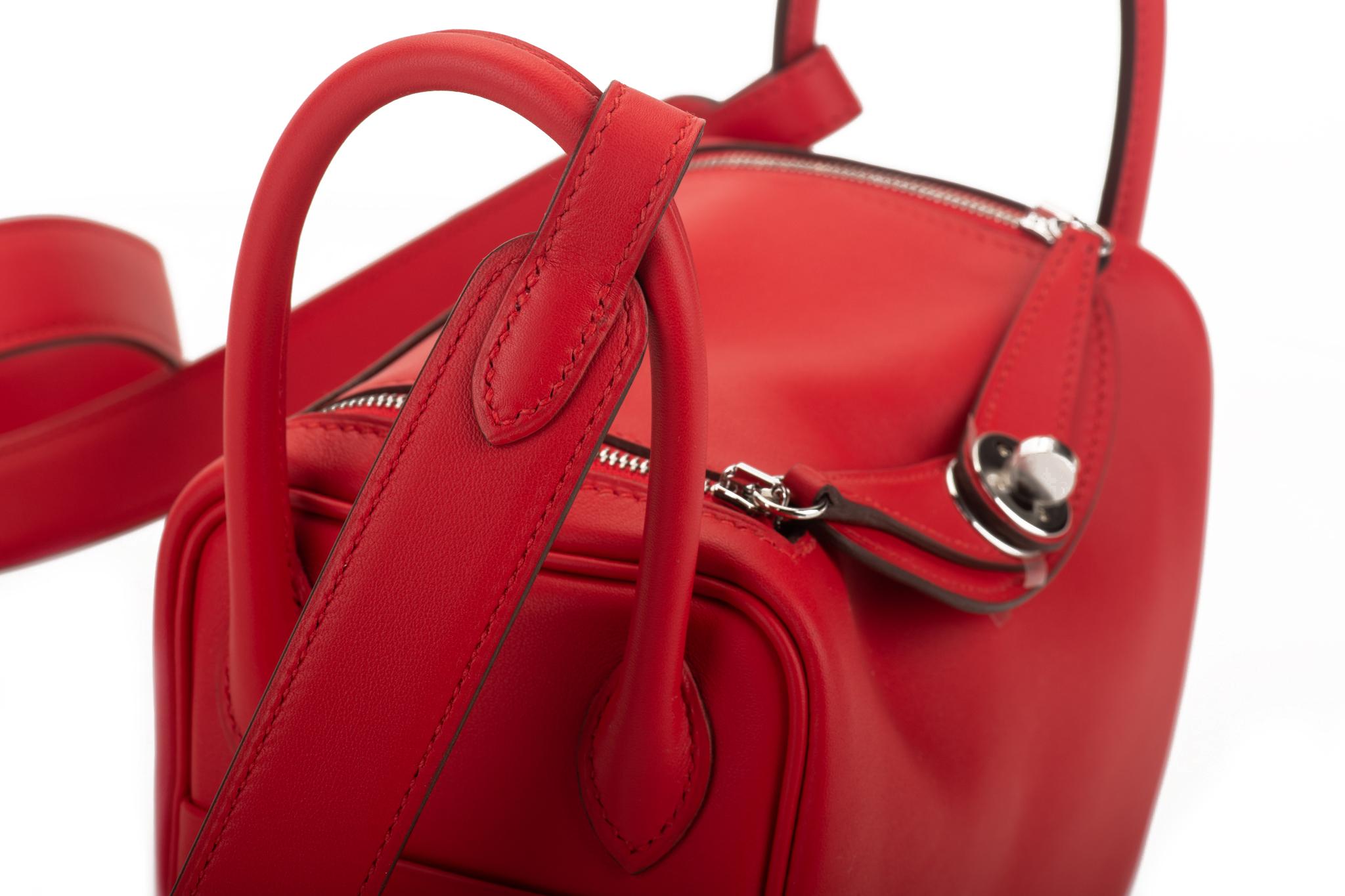 New Hermes Mini Lindy Rouge De Coeur Swift Bag For Sale 2